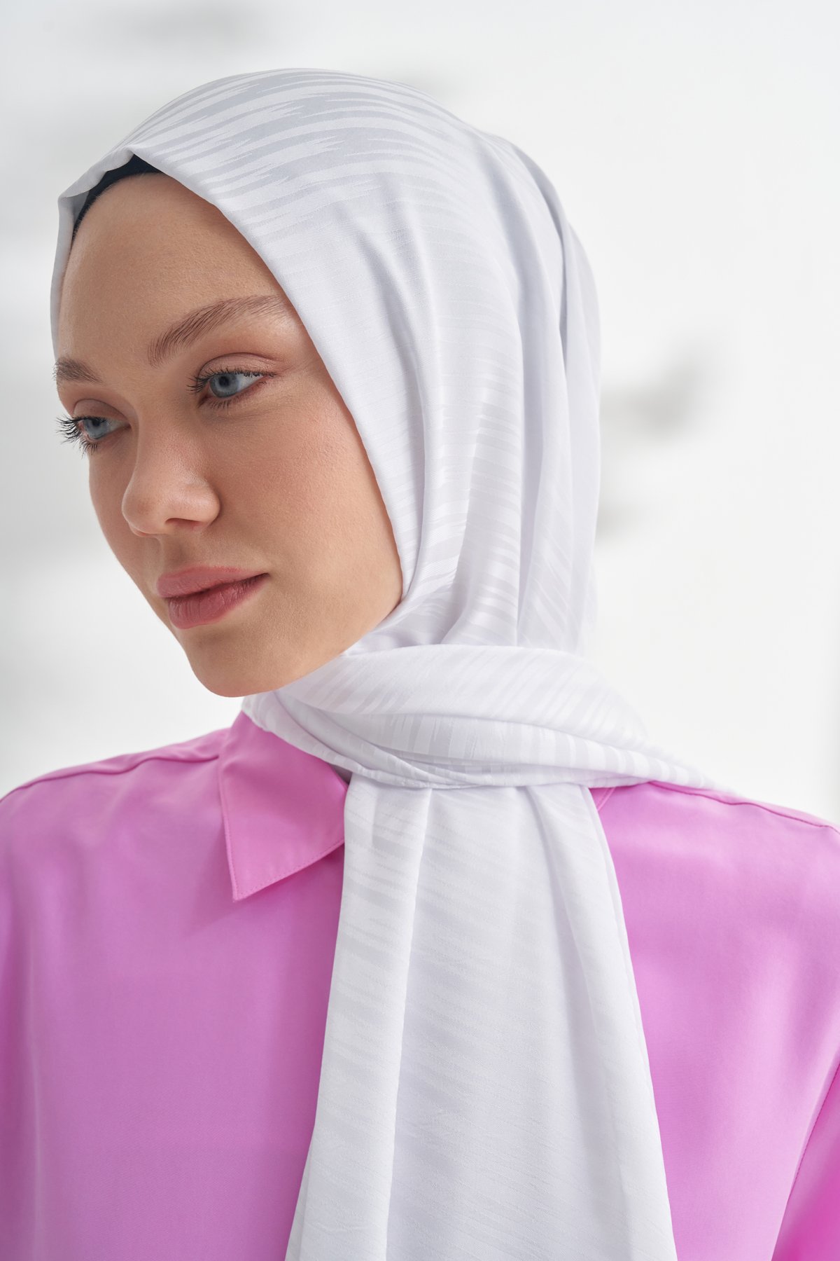 NANYA JAKAR LINE DESEN ŞAL - KIRIK BEYAZ