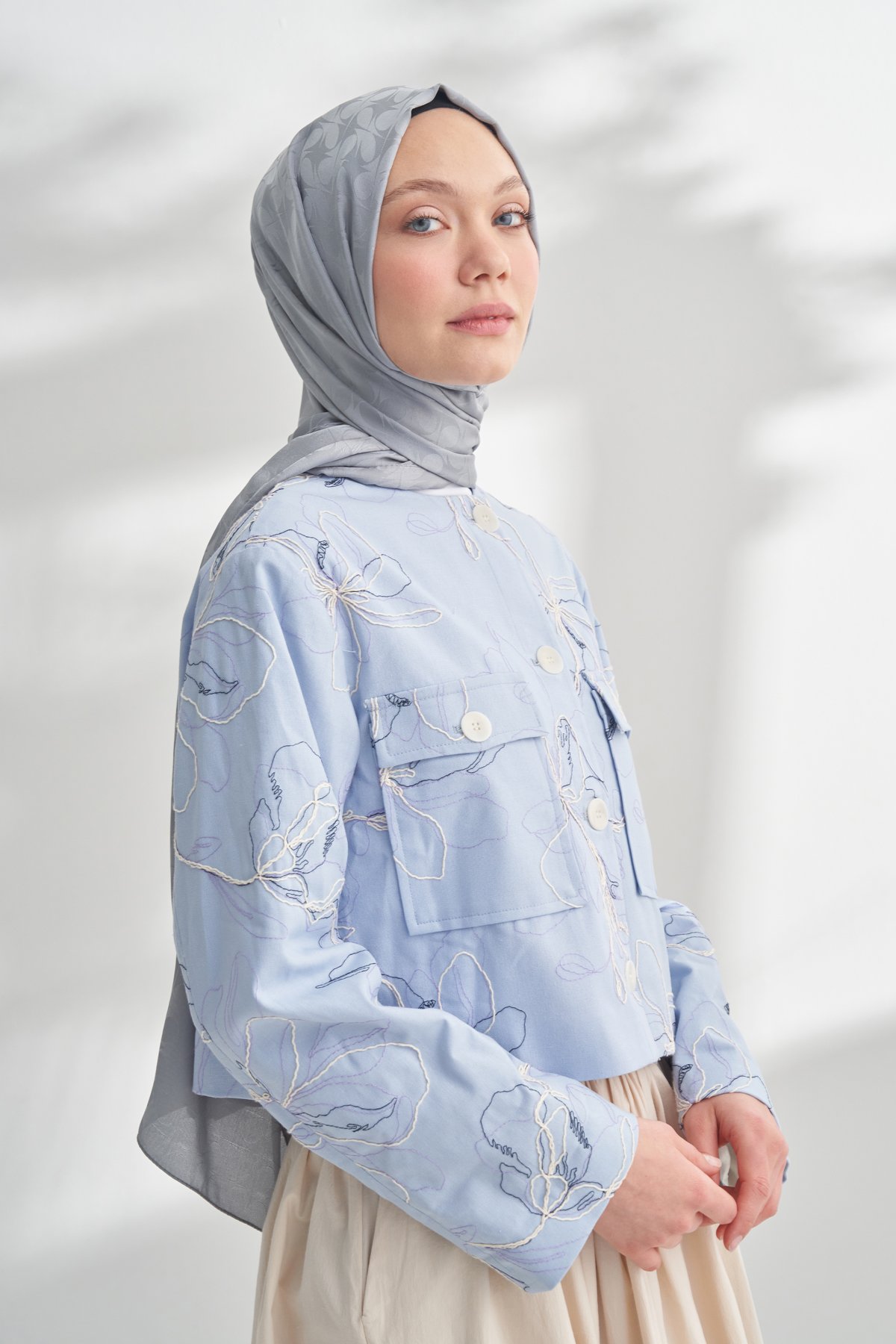 NANYA JAKAR RÜZGARGÜLÜ DESEN ŞAL - GRİ