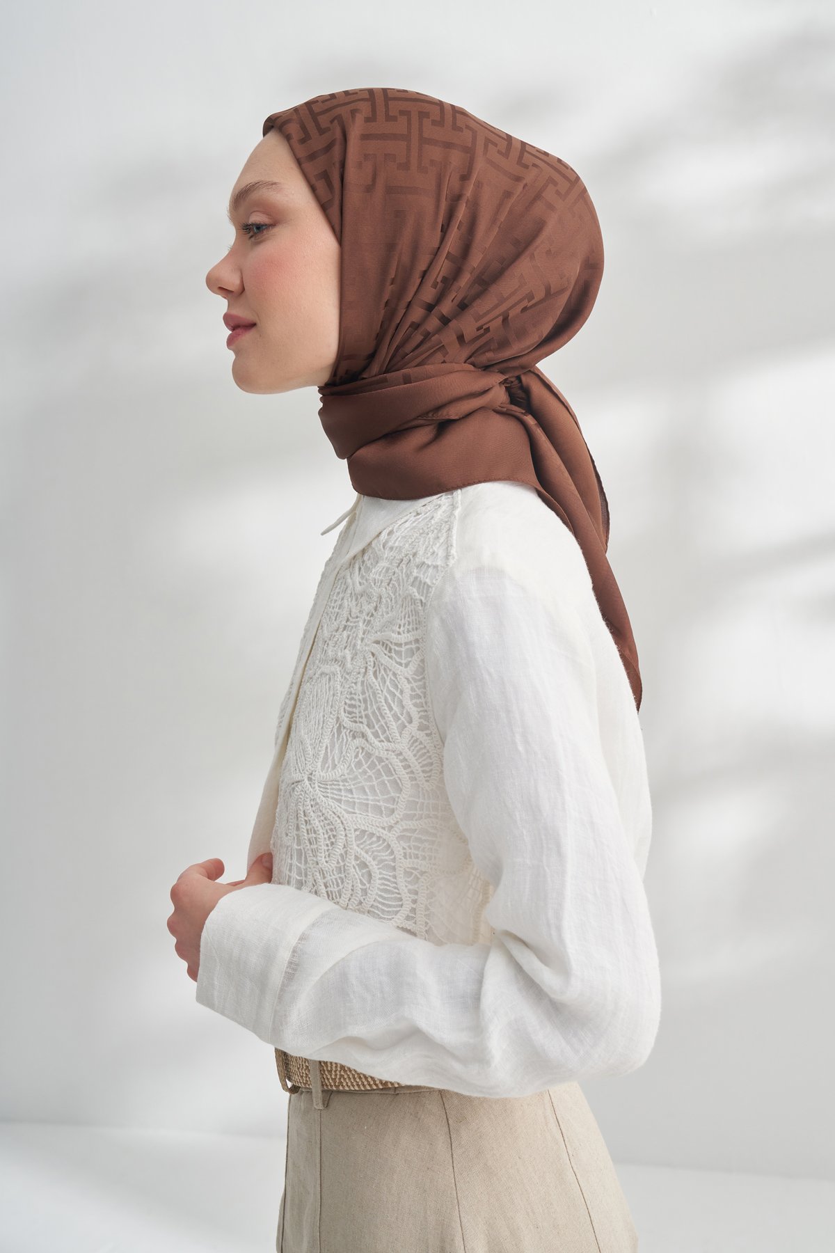 NANYA JAKAR T DESEN EŞARP - KAHVE