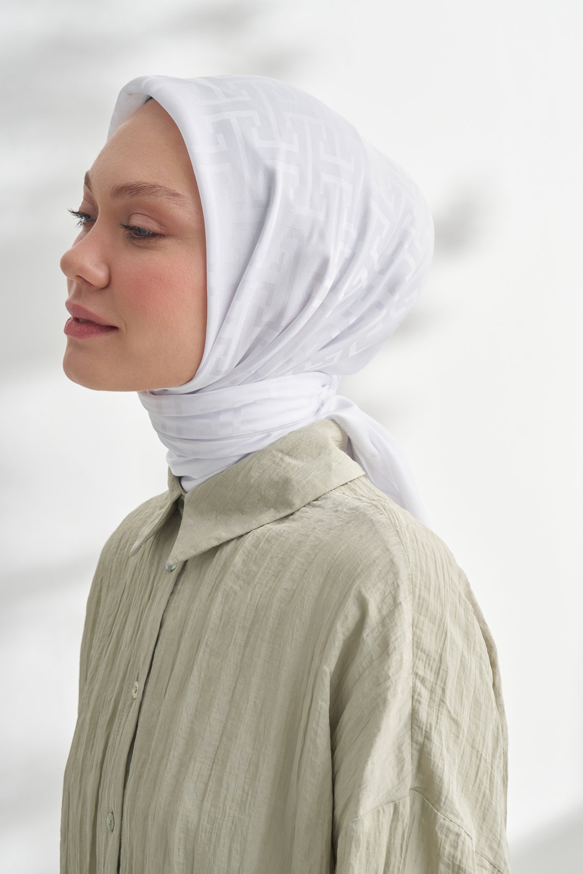 NANYA JAKAR T DESEN EŞARP -  KIRIK BEYAZ