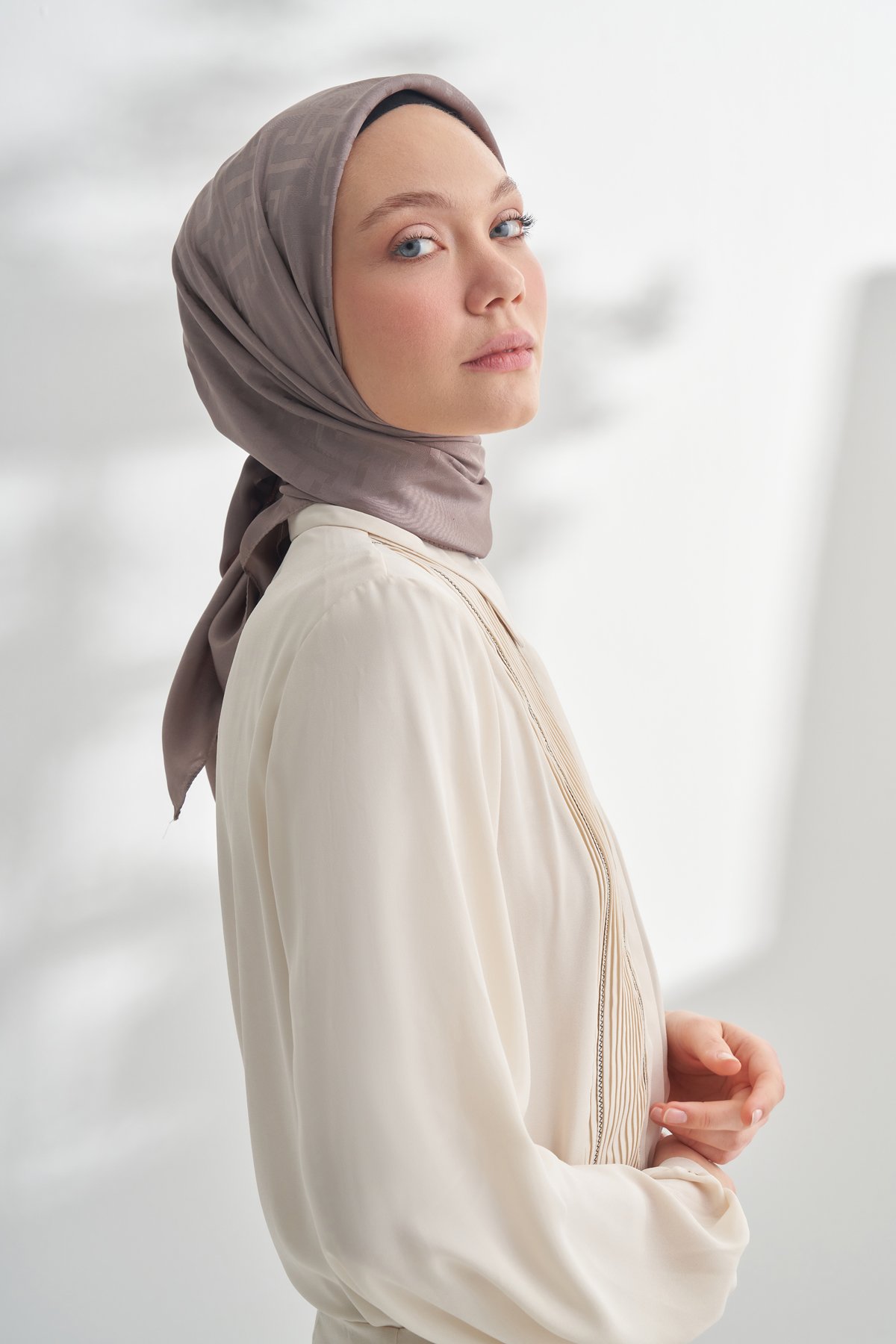 NANYA JAKAR T DESEN EŞARP - KOYU VİZON