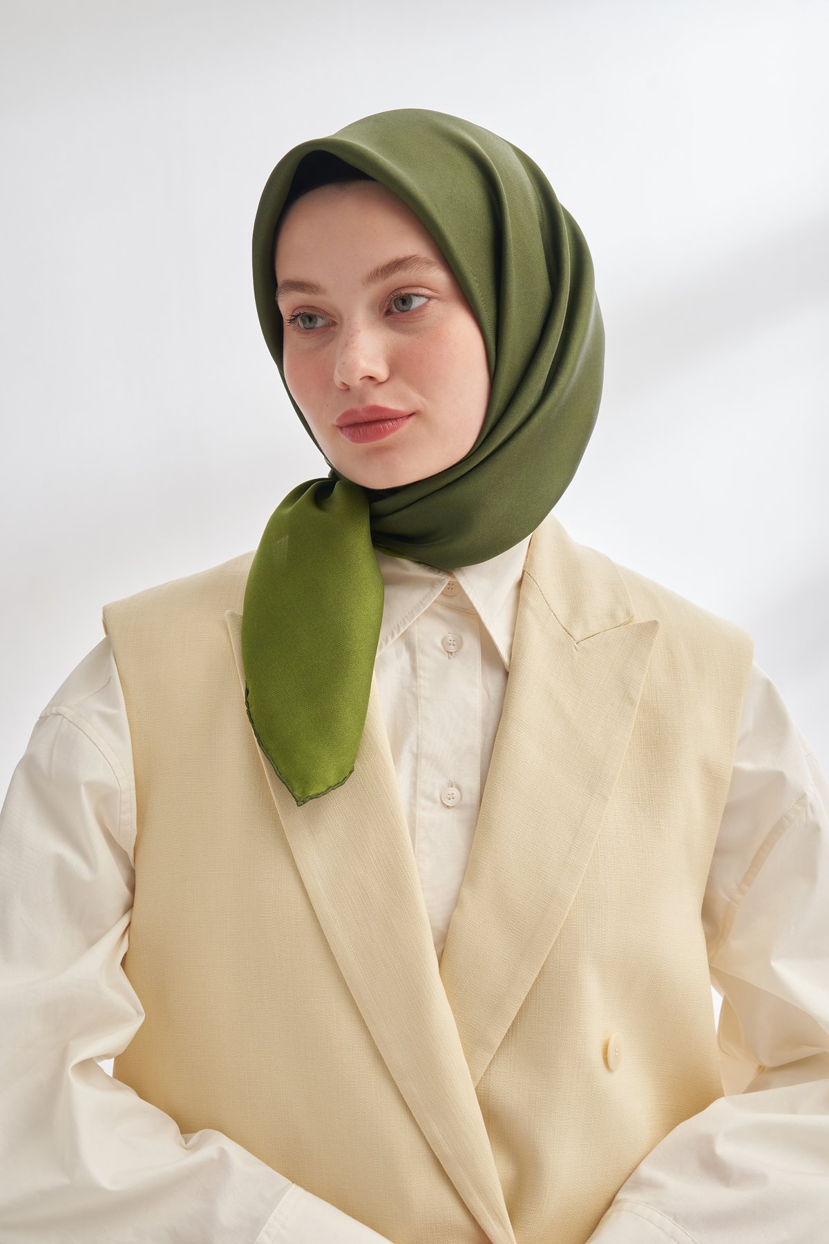PREMIUM ÇİFT TARAFLI TWILL İPEK EŞARP - YAĞ YEŞİLİ - HAKİ