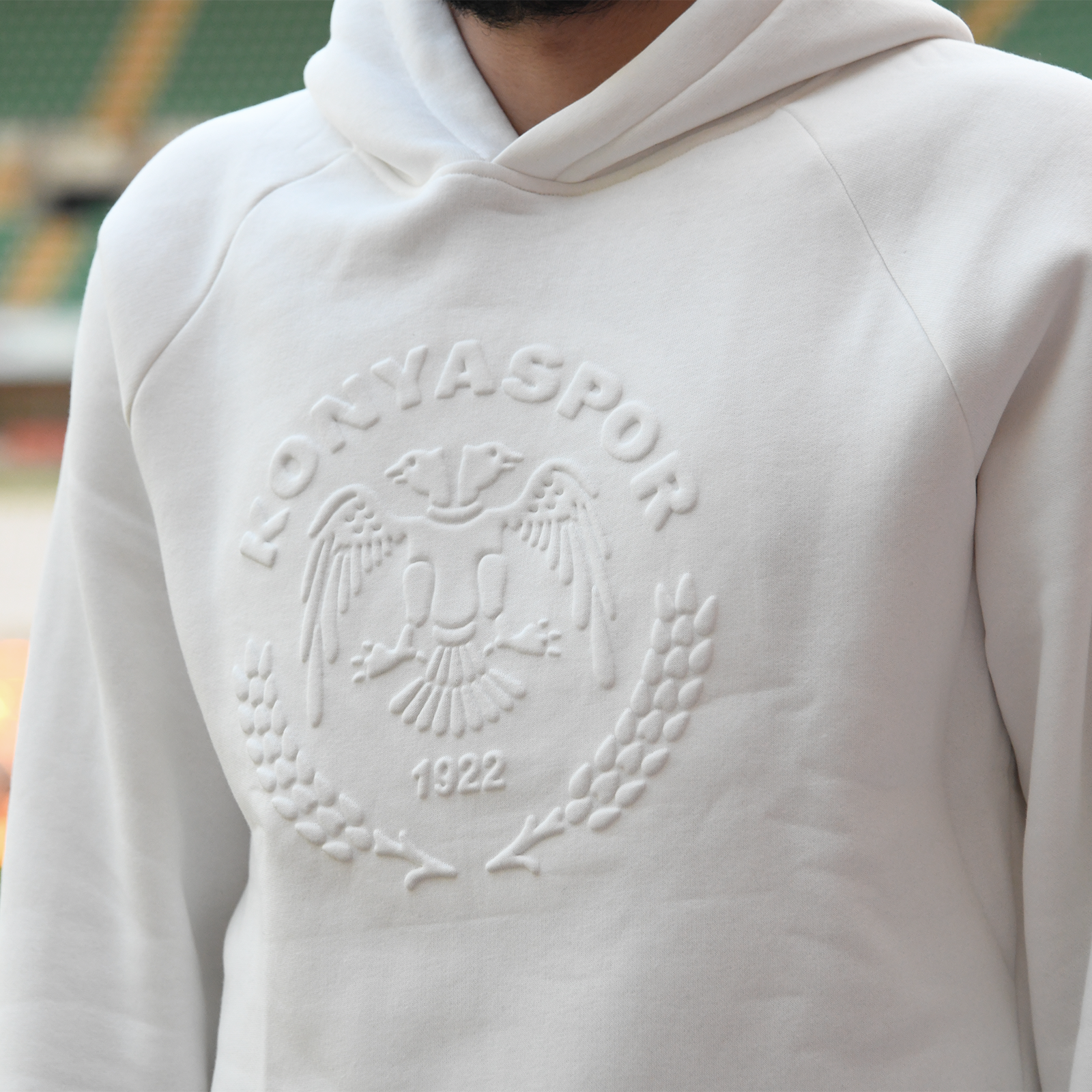 KABARTMA LOGOLU HOODIE KREM