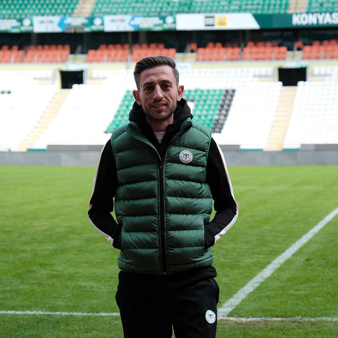 PREMIUM LIGHT PUFFER VEST GREEN