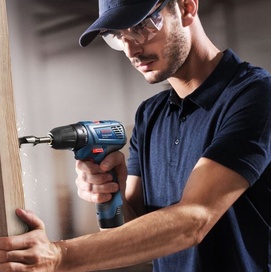Vidalama ÇeşitleriBOSCHBosch Professional GSR 120-LI 2x2.0Ah Çift Akülü Vidalama Makinesi - 06019G8000