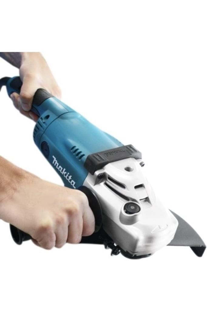 El tipi TaşlamalarMAKİTAMakita GA7020 Büyük Taşlama 180 MM 2200 W