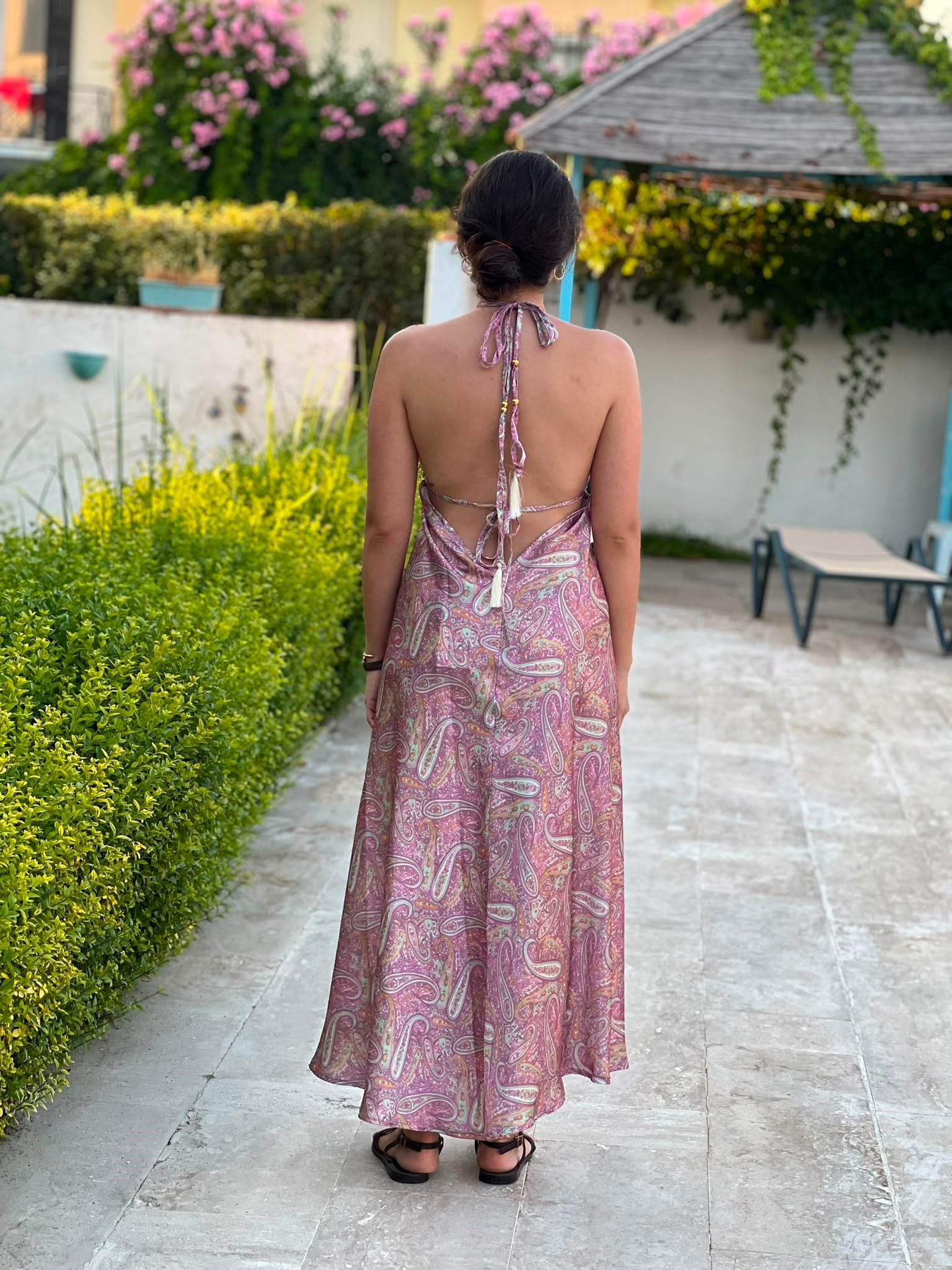 Boyundan Bağlamalı Desenli Saten Elbise 4254 Pembe