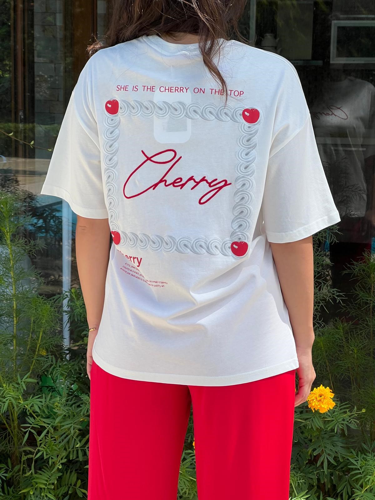 Cherry Nakışlı Tshirt 02027 Ekru