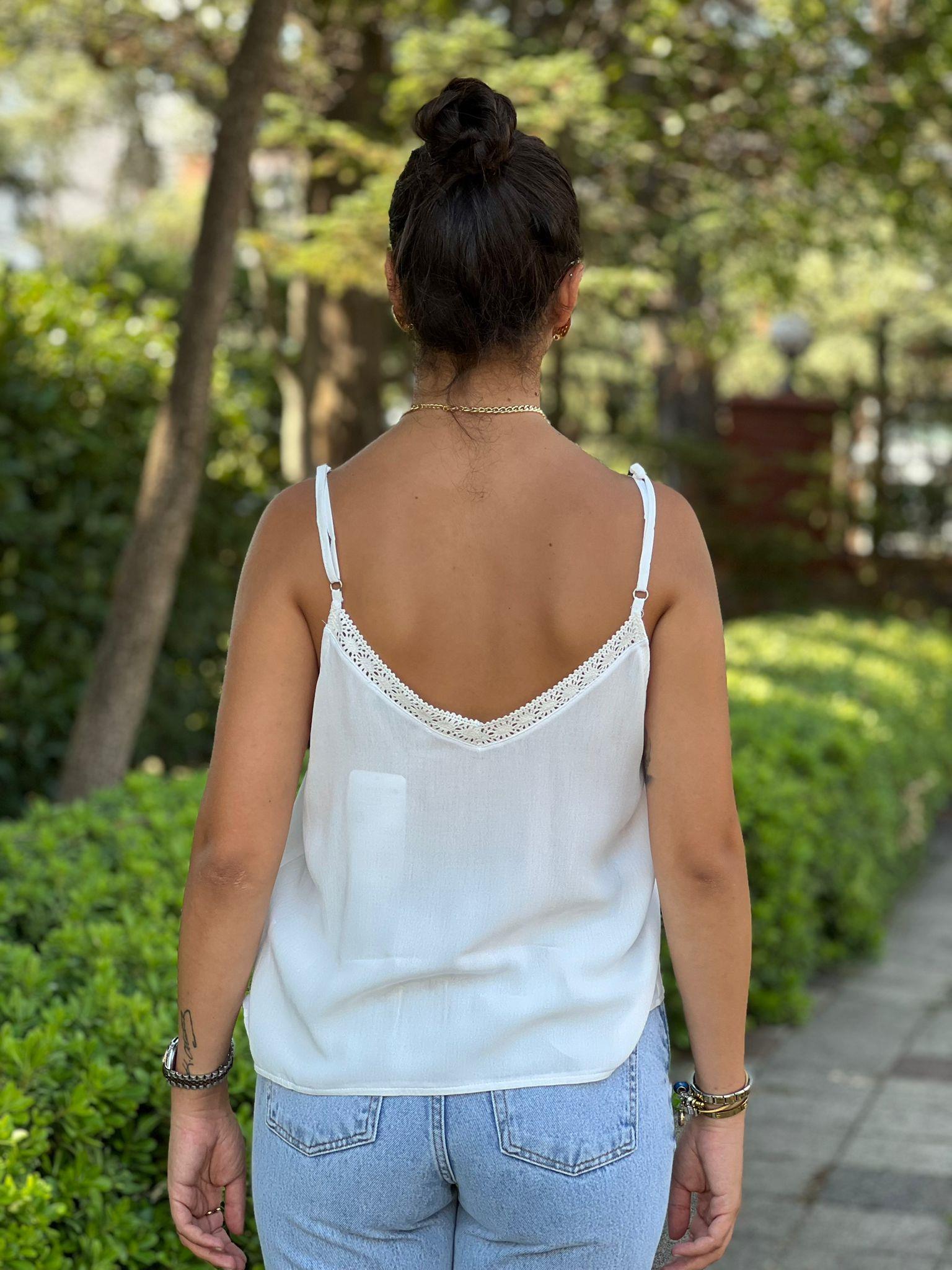 Dantel Detaylı İp Askılı Bluz 2517442 Ekru