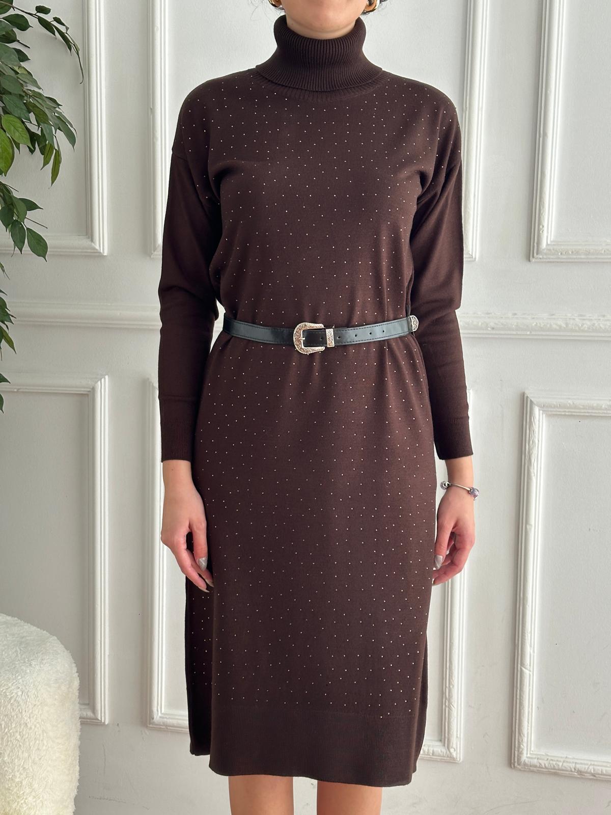 Degaje Yaka Taşlı Triko Elbise 20497 Kahverengi