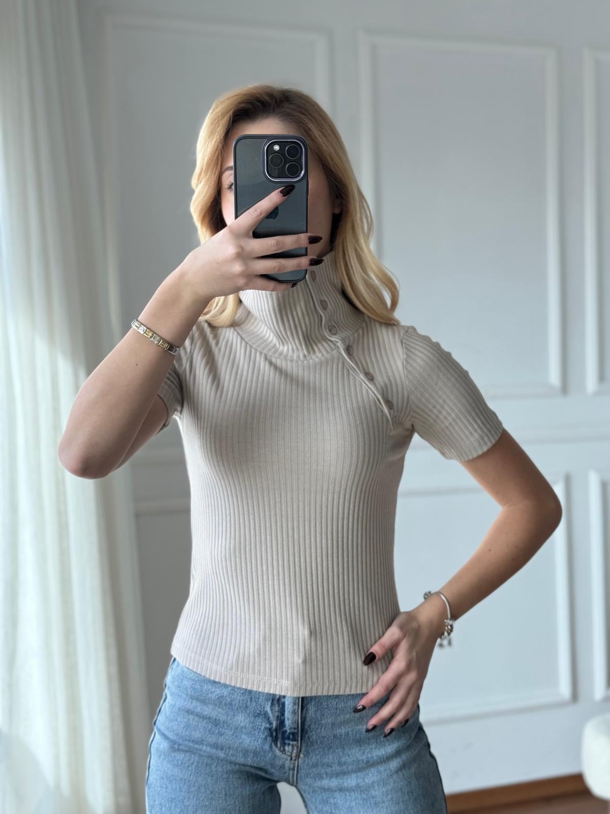 Düğme Detaylı Bluz 31389 Açık Bej