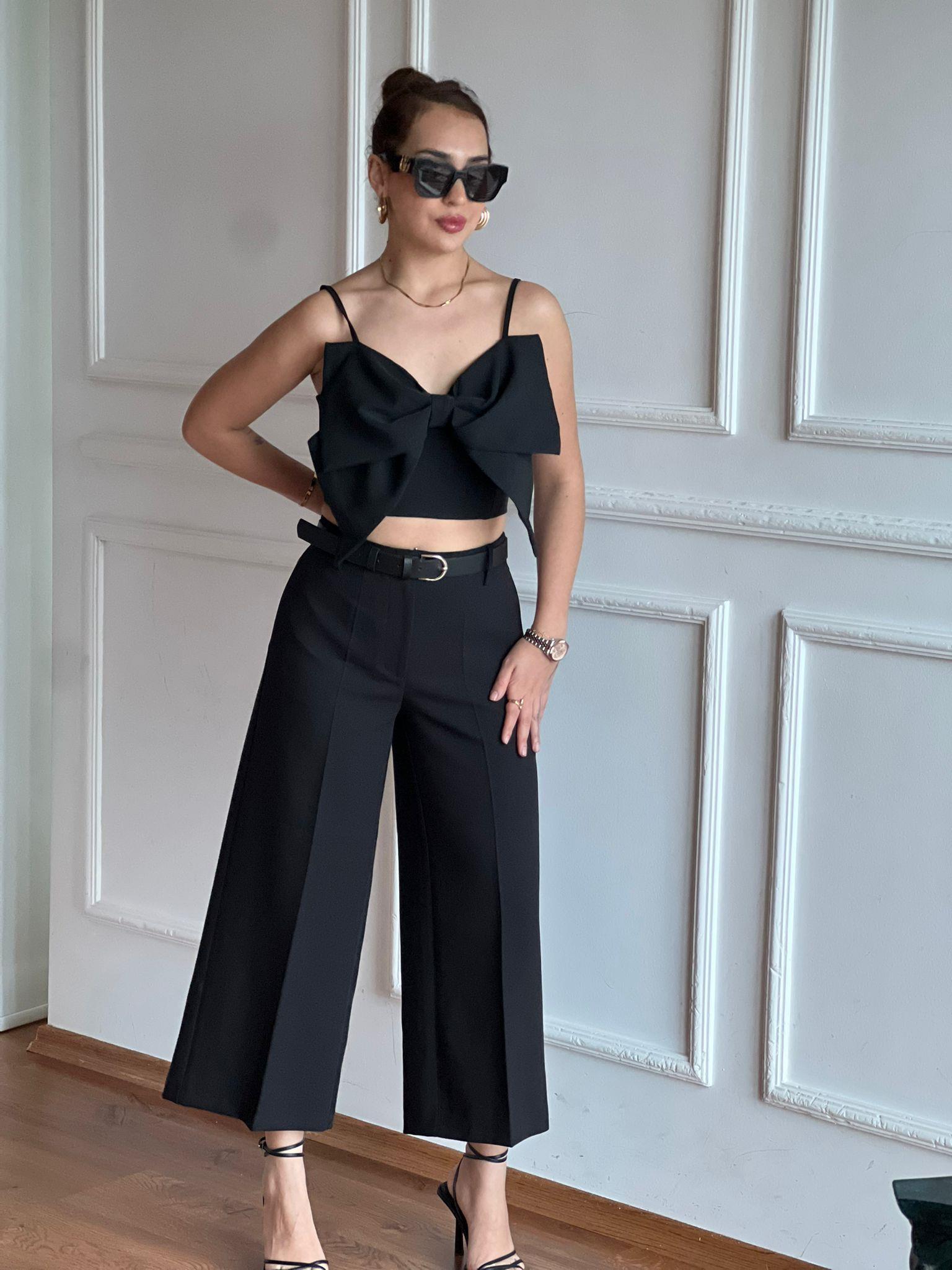 Fiyonklu Büstiyer 8000 Siyah