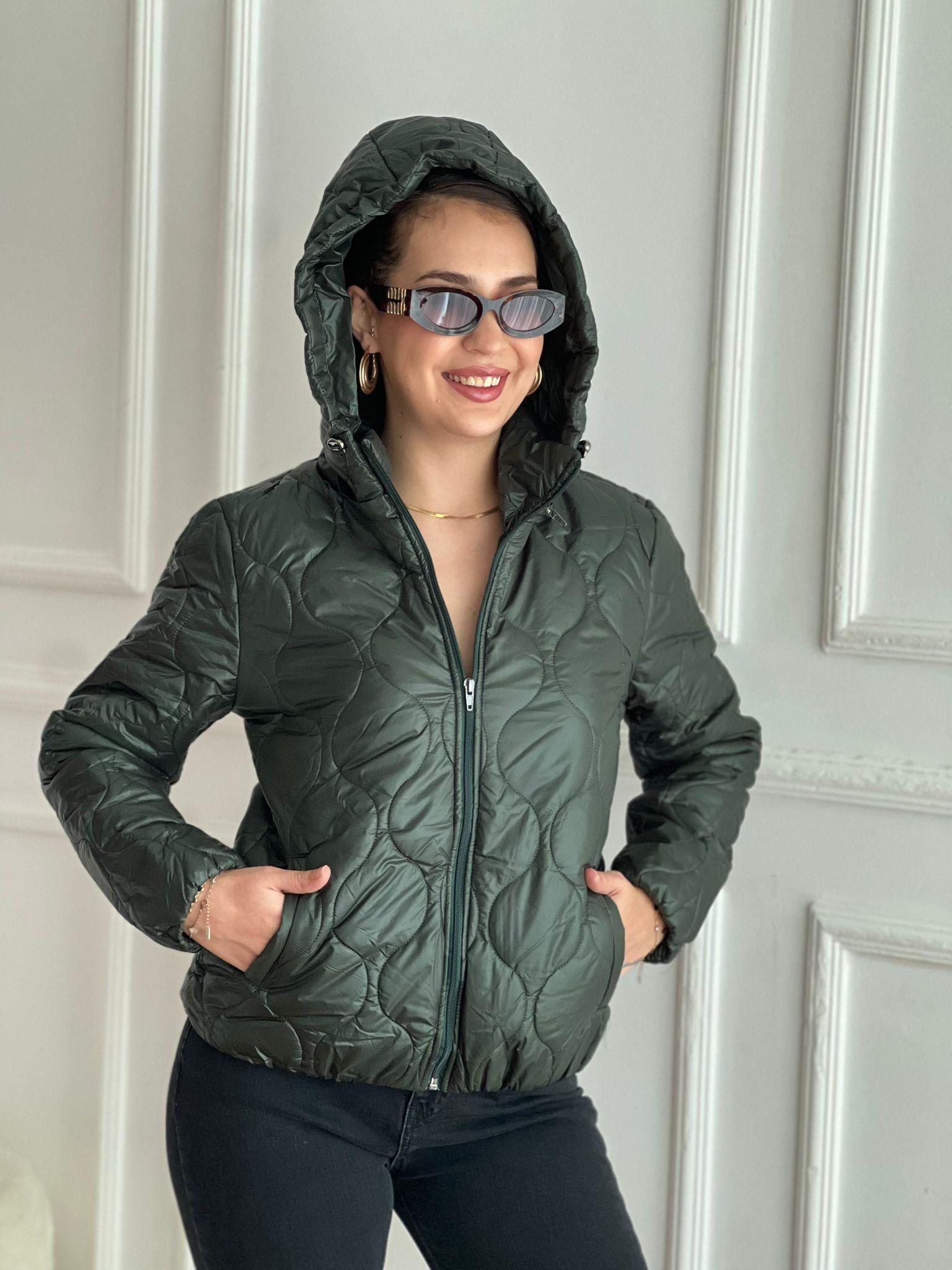 Kapüşonlu Kapitone Mont 3027 Zümrüt Yeşili