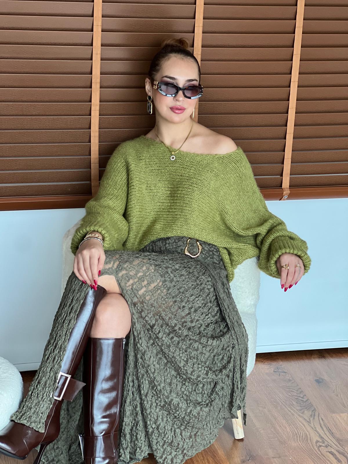 Kolları Katlamalı Kazak 4338 Yağ Yeşili