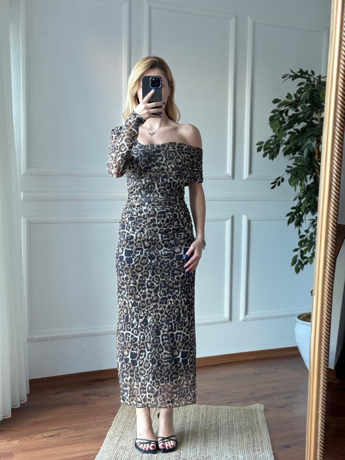 Leopar Desen Tek Omuz Şifon Elbise 1056-811 Camel