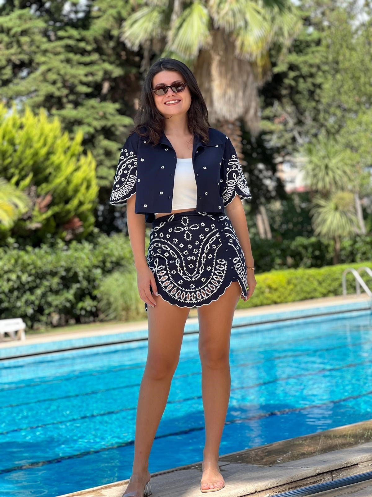 Nakışlı Etek Bluz Takım 00731-732 Lacivert