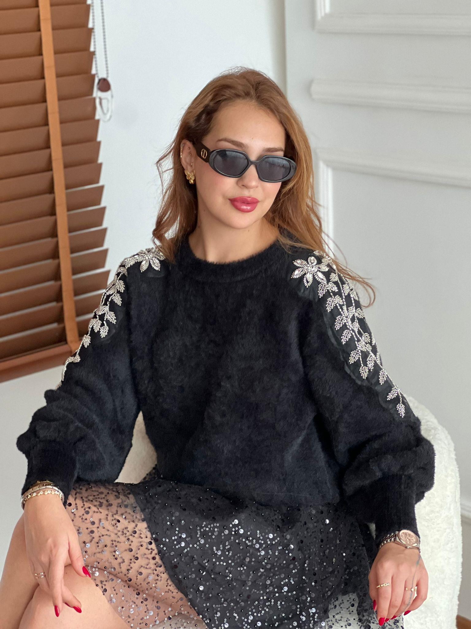 Omuz Apikeli Yumoş Kazak 70442 Siyah