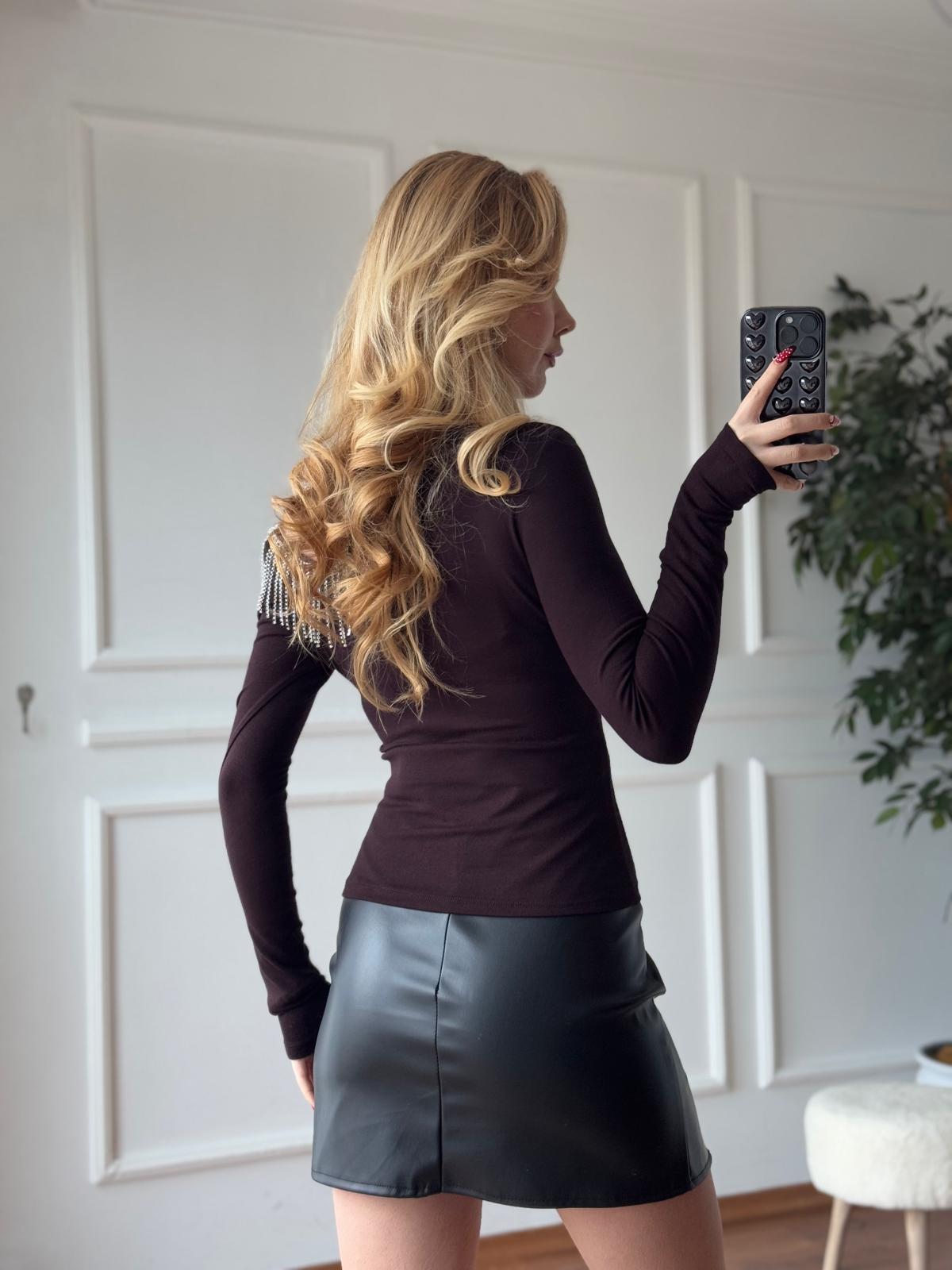 Omuzu Taşlı Bluz 16518 Koyu Kahve