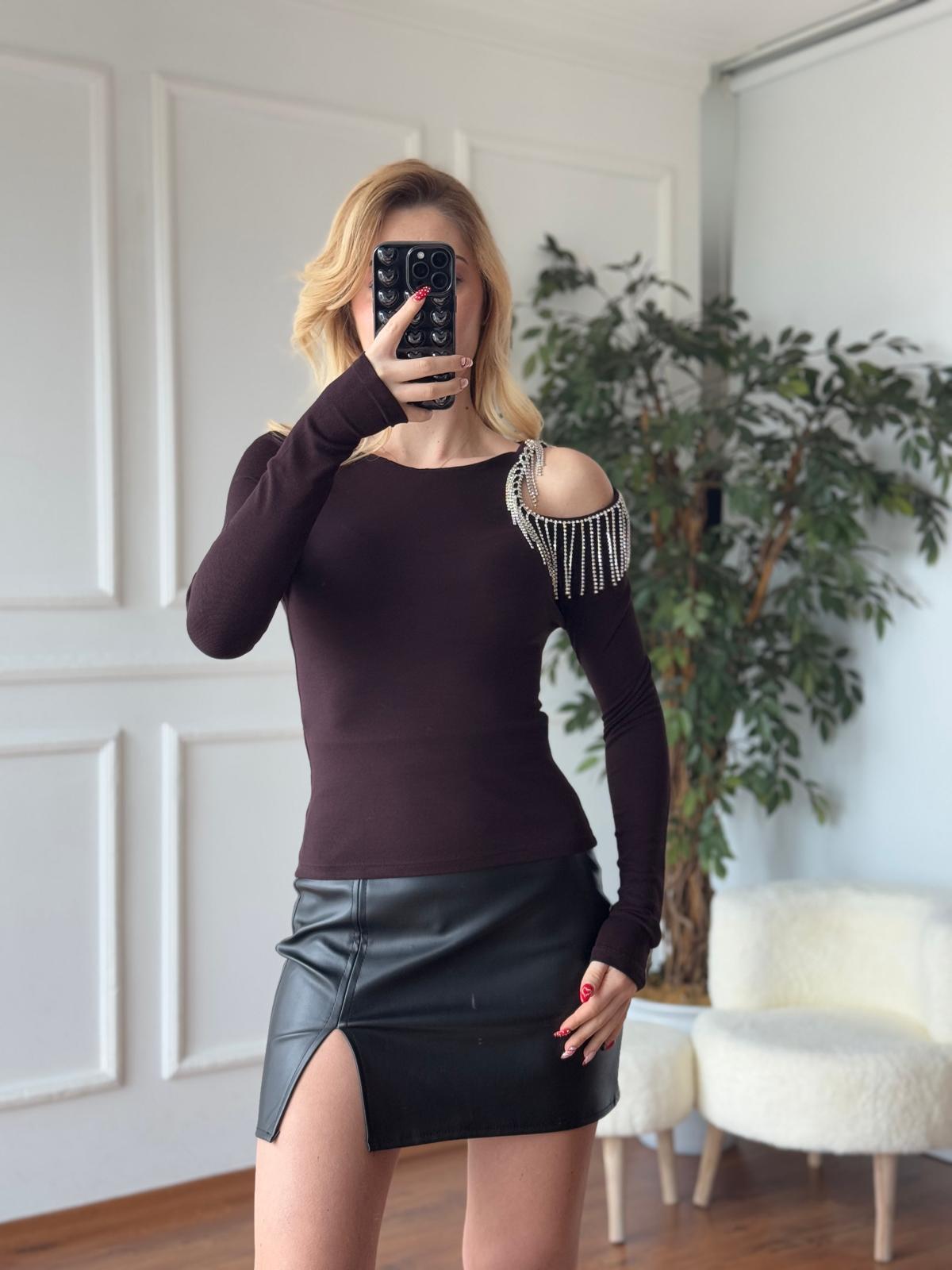 Omuzu Taşlı Bluz 16518 Koyu Kahve