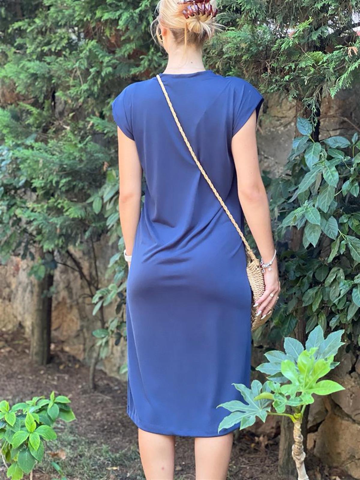 Omzu Vatkalı Yırtmaçlı Elbise 28013 Lacivert