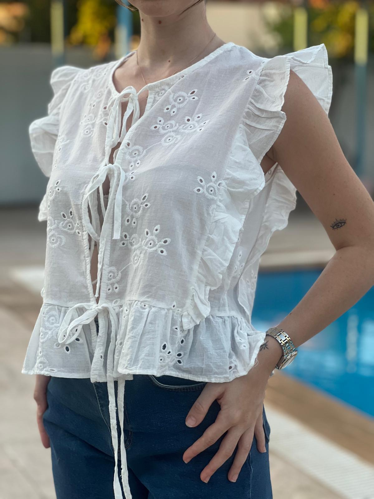 Önden Bağlamalı Sıfır Kol Bluz 24224 Ekru