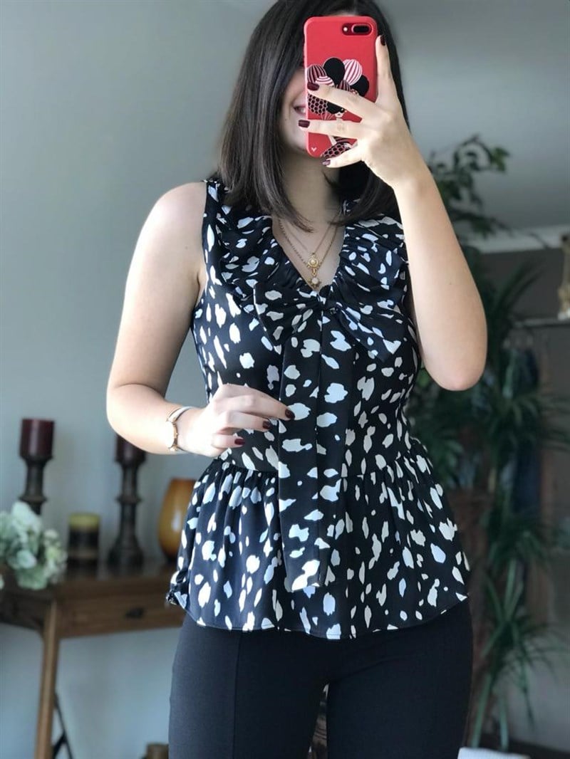 Önü Fiyonklu Leopar Desen Bluz 3017-1388 Siyah