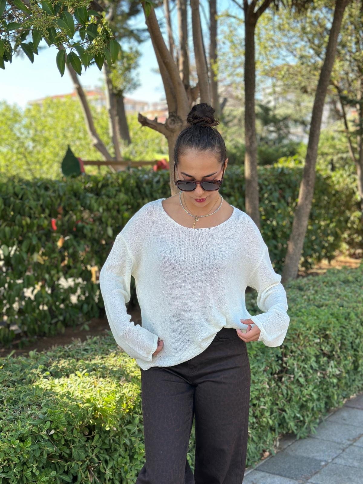 Oval Yaka Yumuşak Dokulu Triko 10706 Ekru