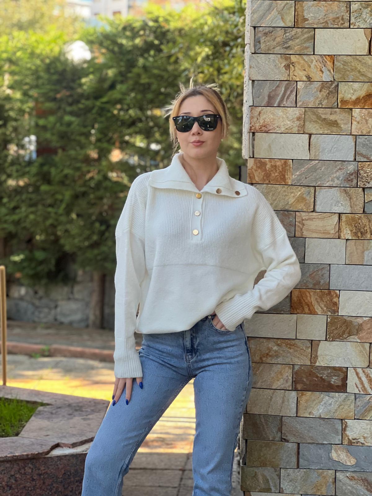 Patlı Polo Yaka Kazak ZK059 Ekru