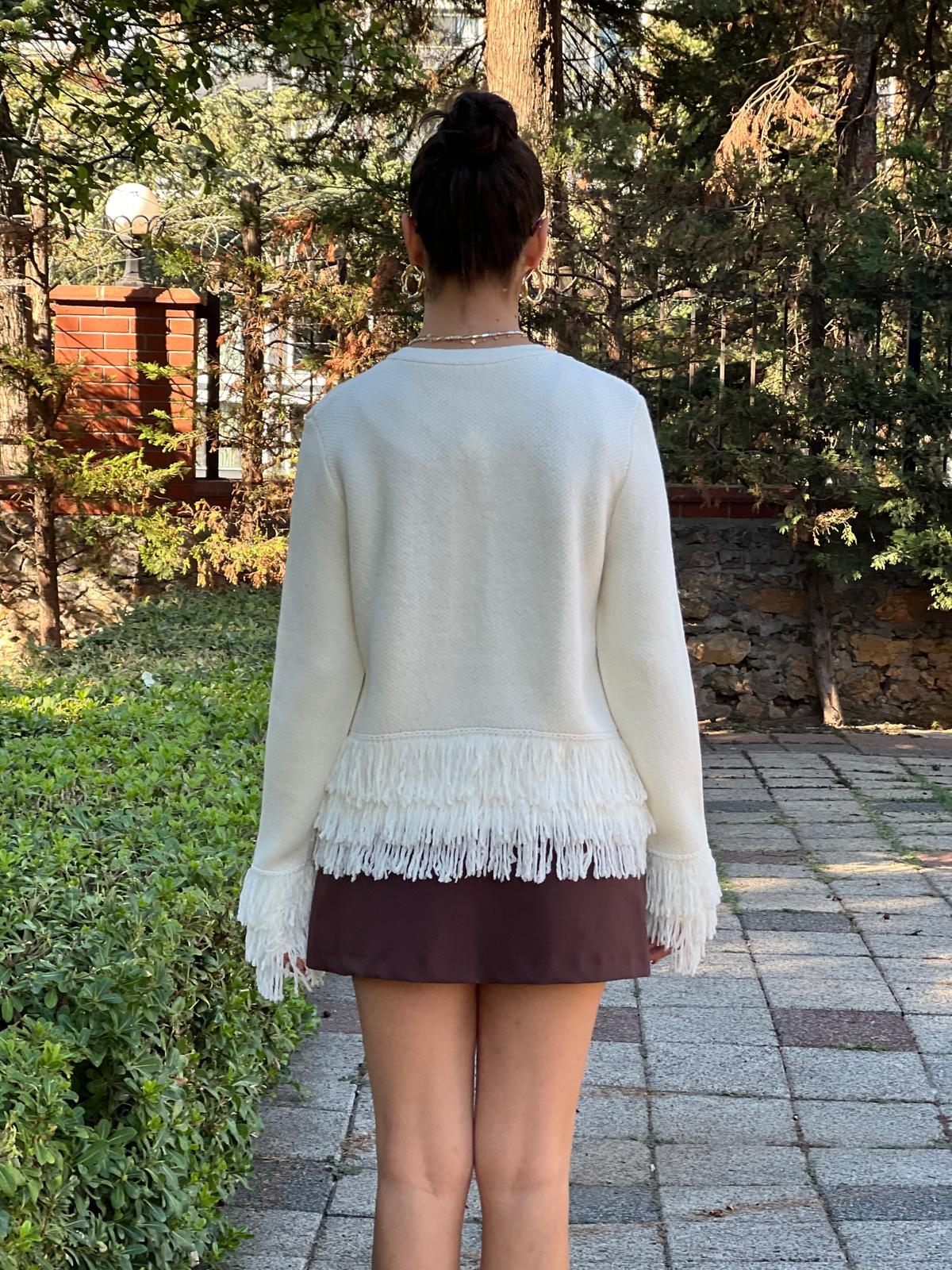 Püsküllü Düğmeli Triko Hırka 60993 Ekru