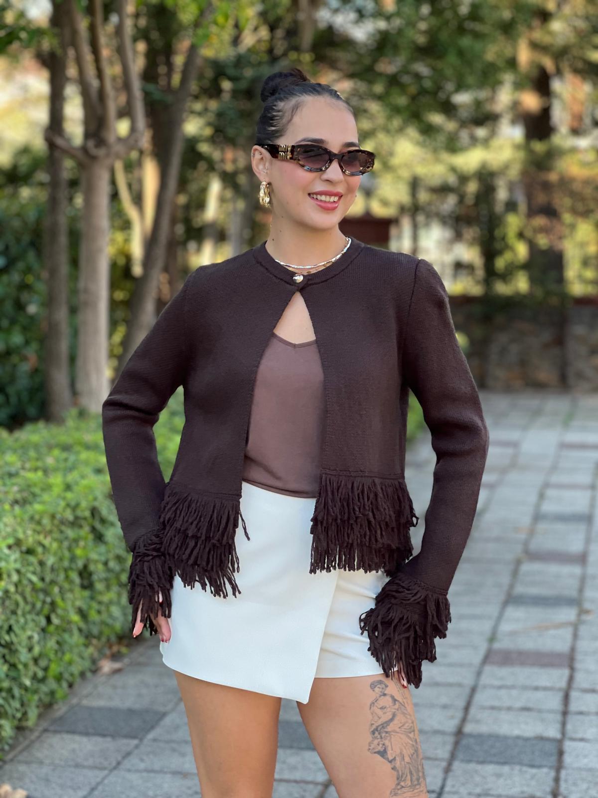 Püsküllü Düğmeli Triko Hırka 60993 Kahverengi