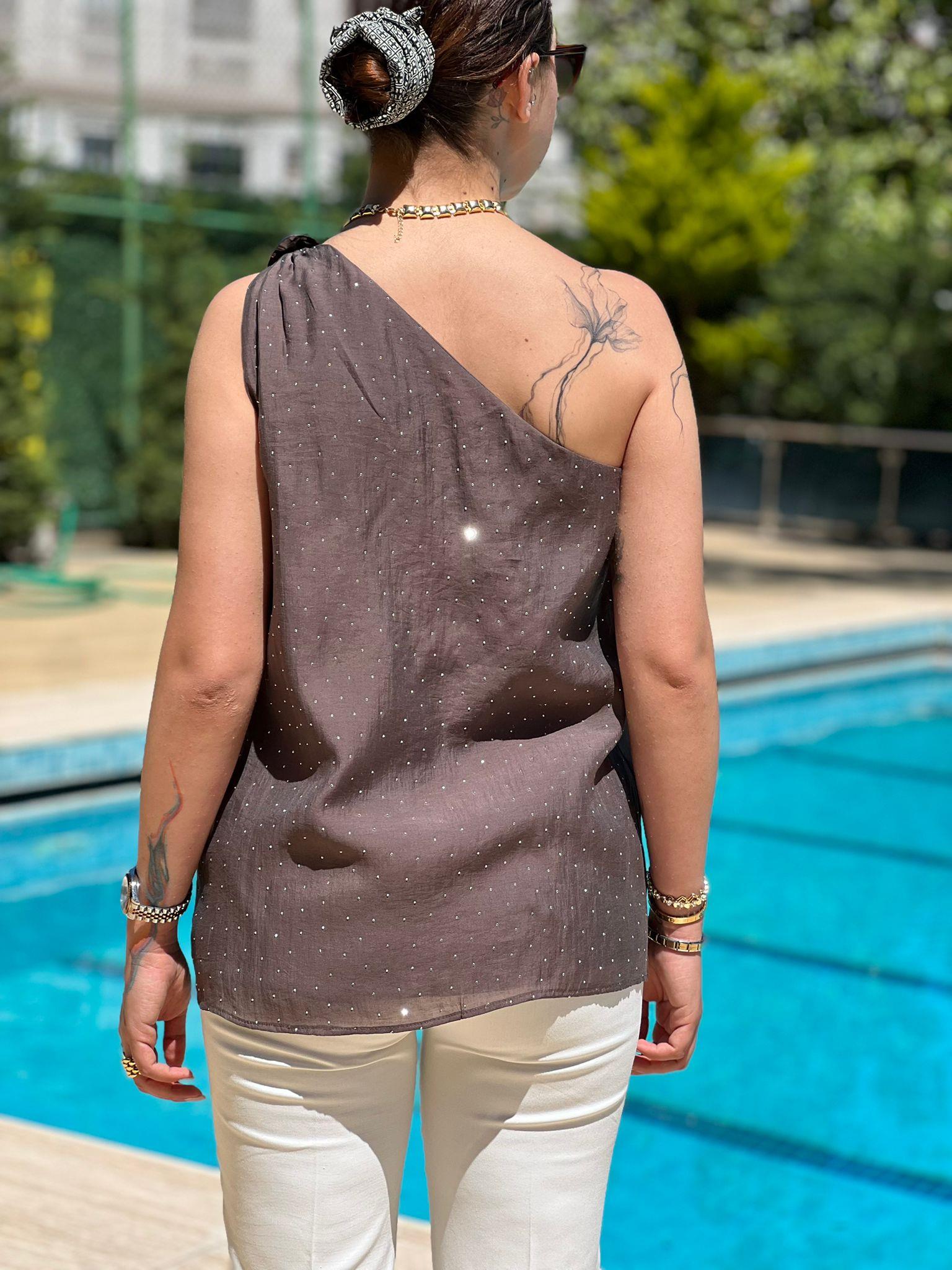 Taşlı Omuz Pileli Bluz 18364 Kahverengi