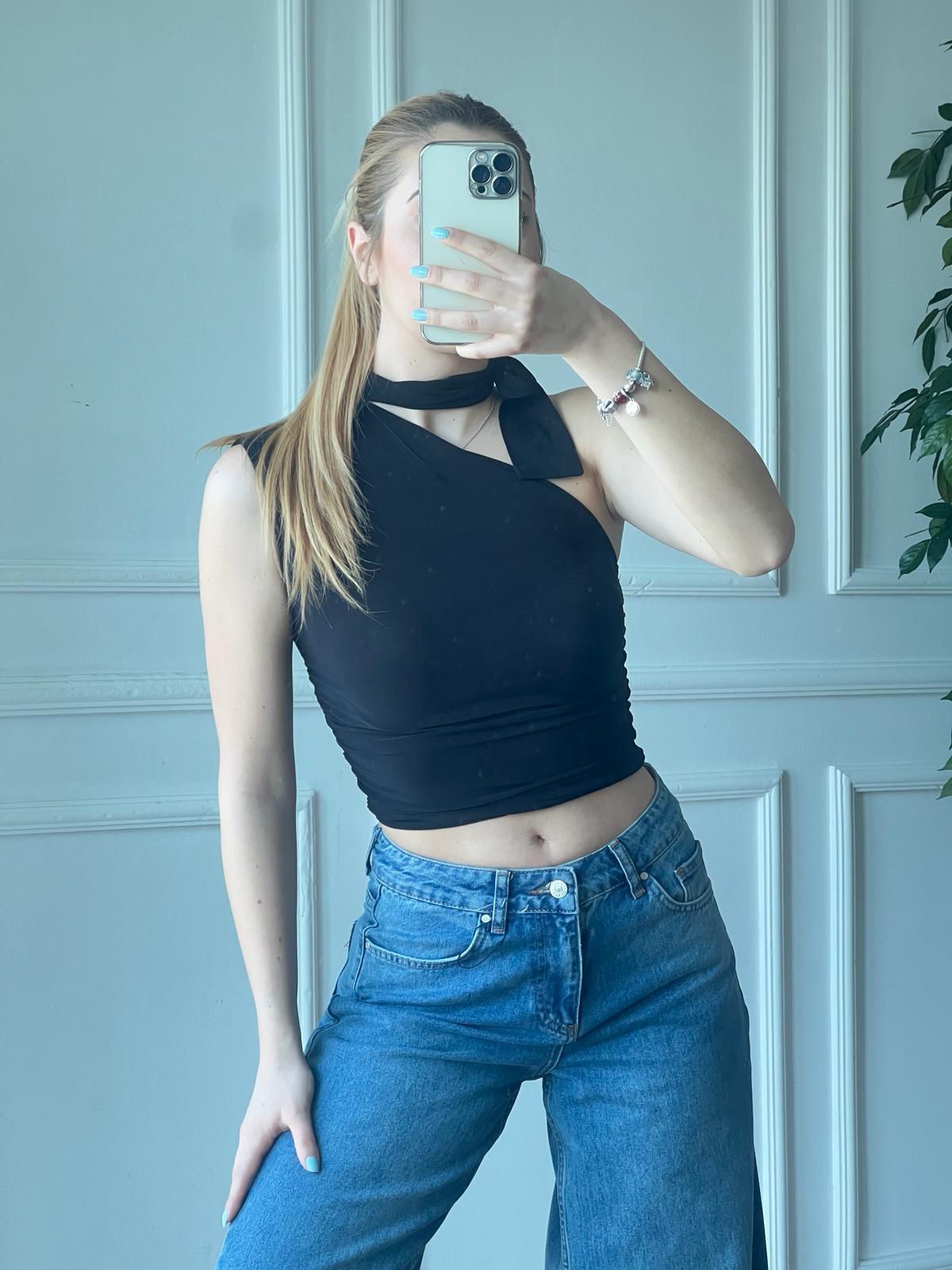 Tek Omuz Fular Detaylı Bluz 2302 Siyah