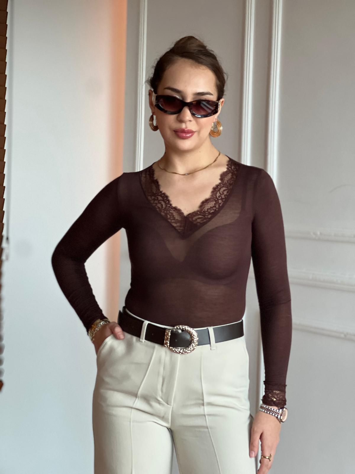 Trasparan V Yaka Dantelli Bluz 1338 Kahverengi