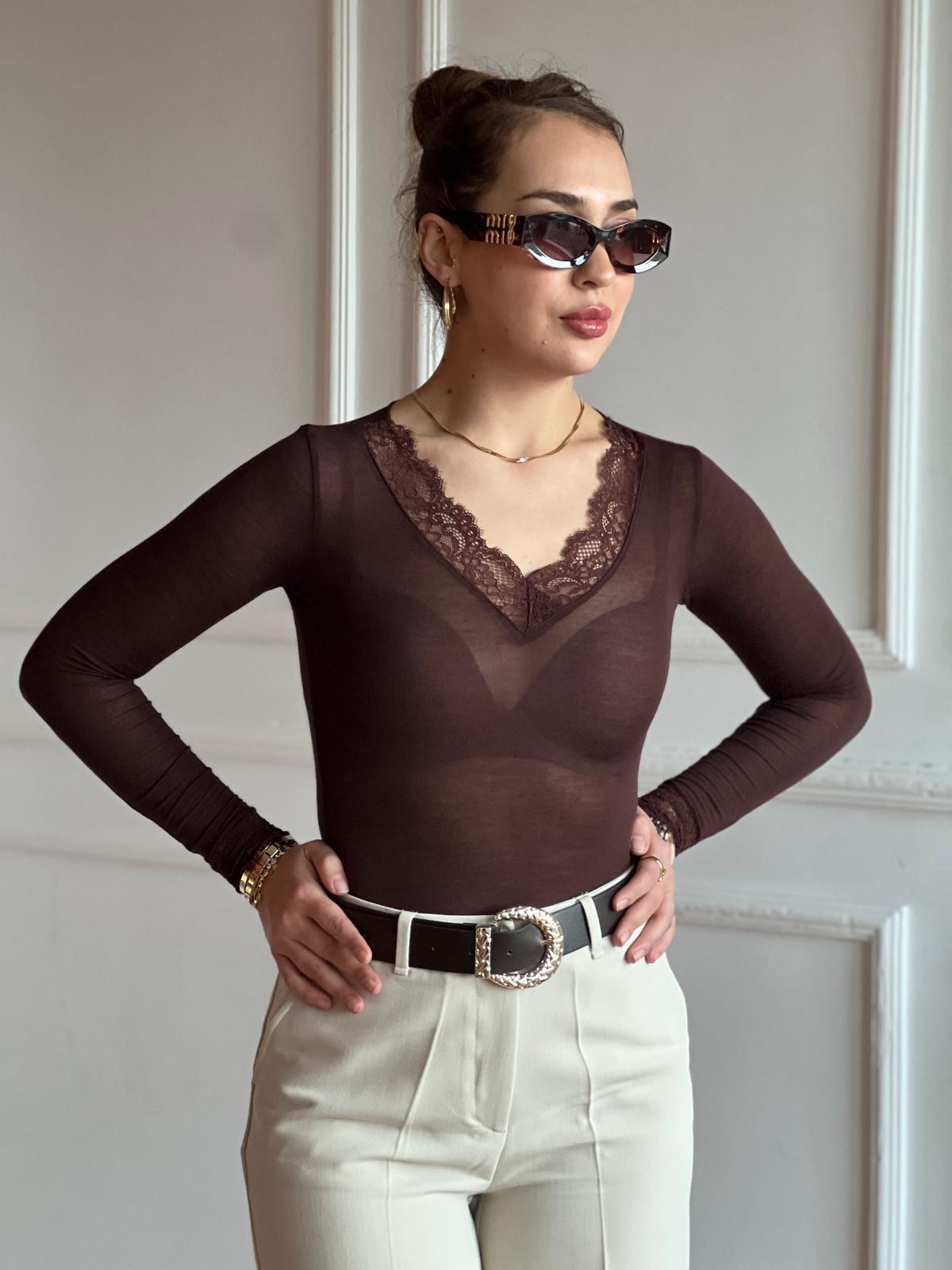 Trasparan V Yaka Dantelli Bluz 1338 Kahverengi