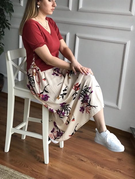 Triko Garnili Çiçek Desenli Elbise Kiremit