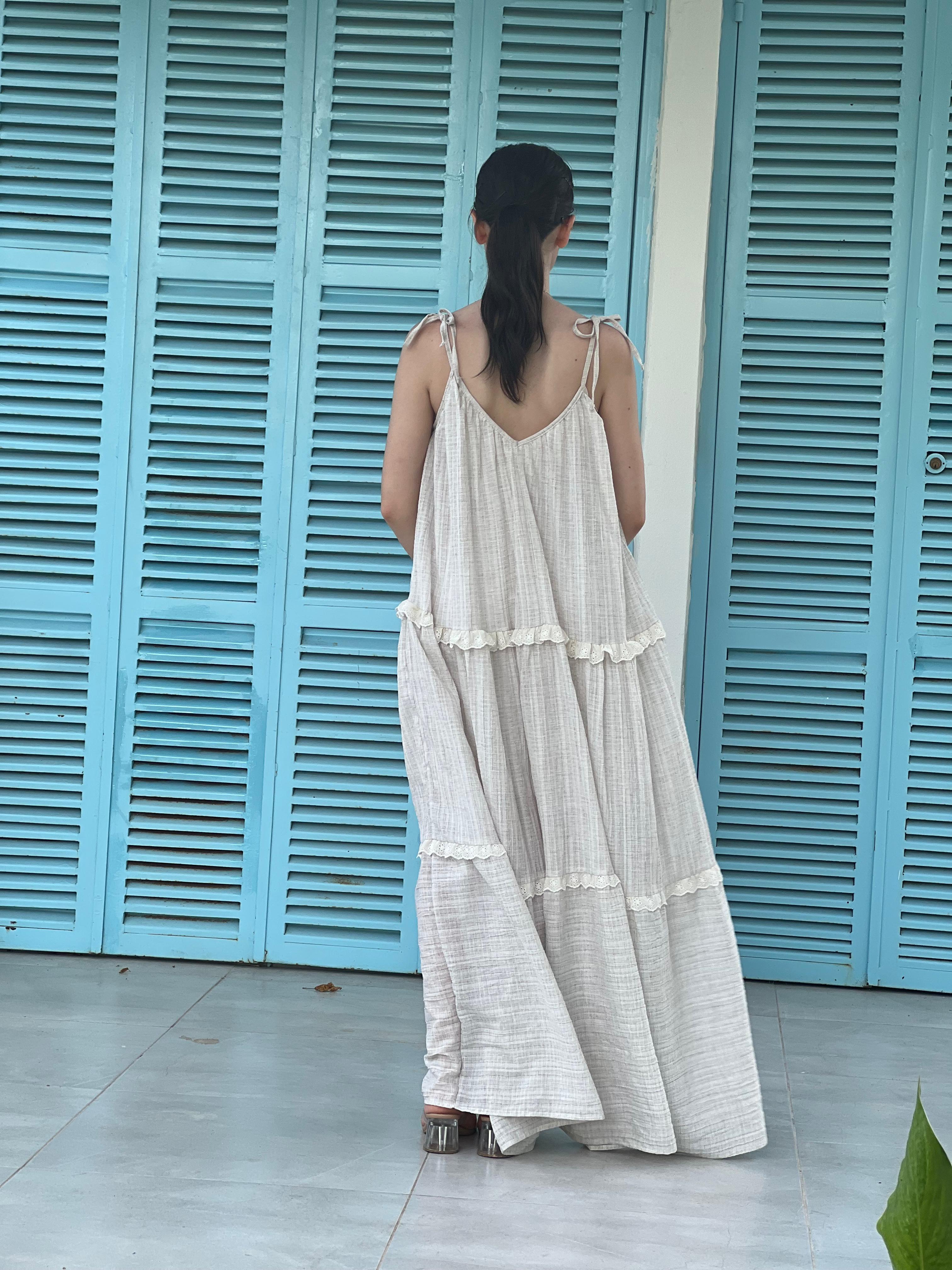 Uzun Fistolu Gofre Elbise 242-6009 Bej