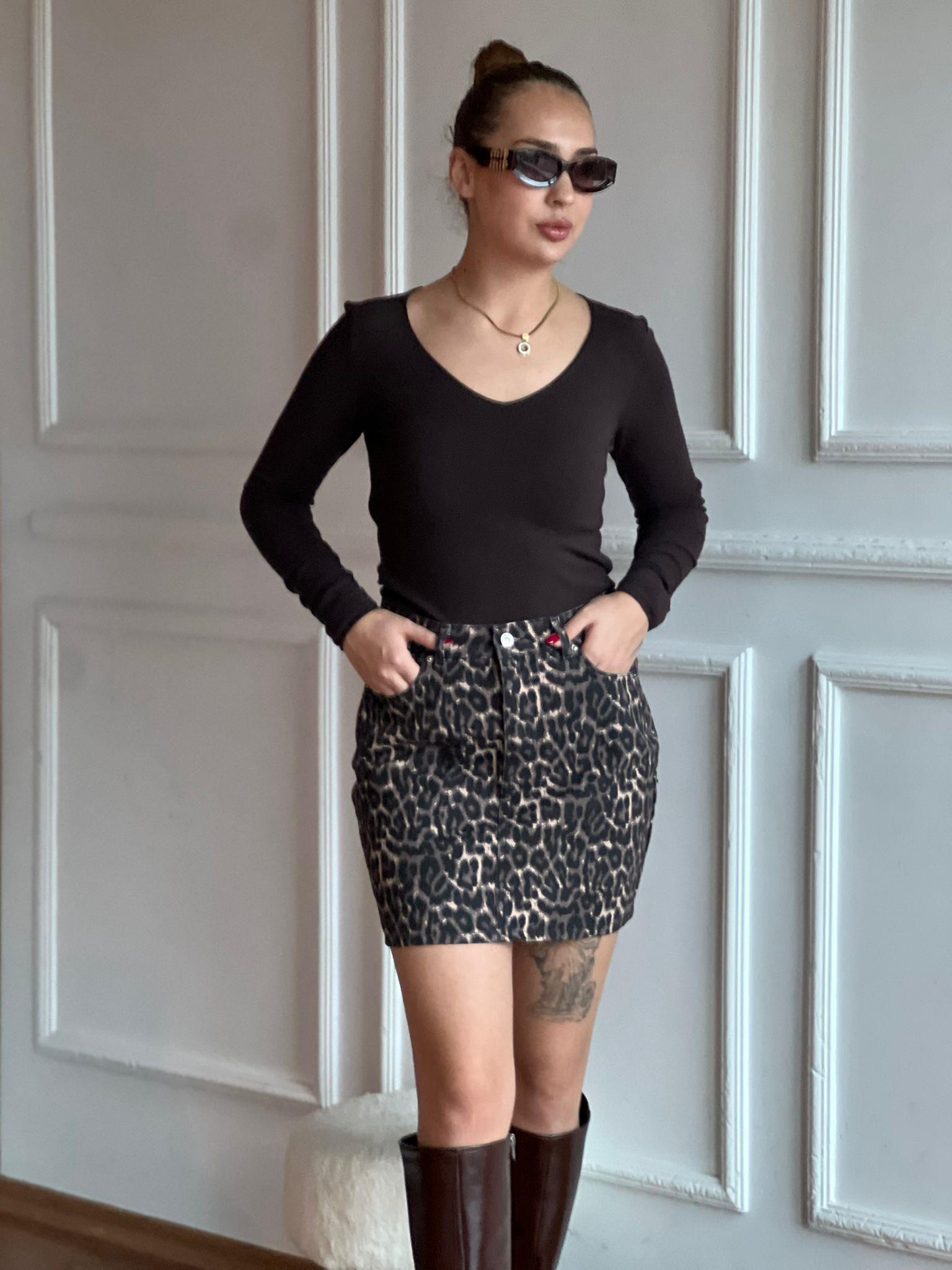 V Yaka Kaşmirli Ultra Hafif Triko Kazak 10842 Koyu Kahve