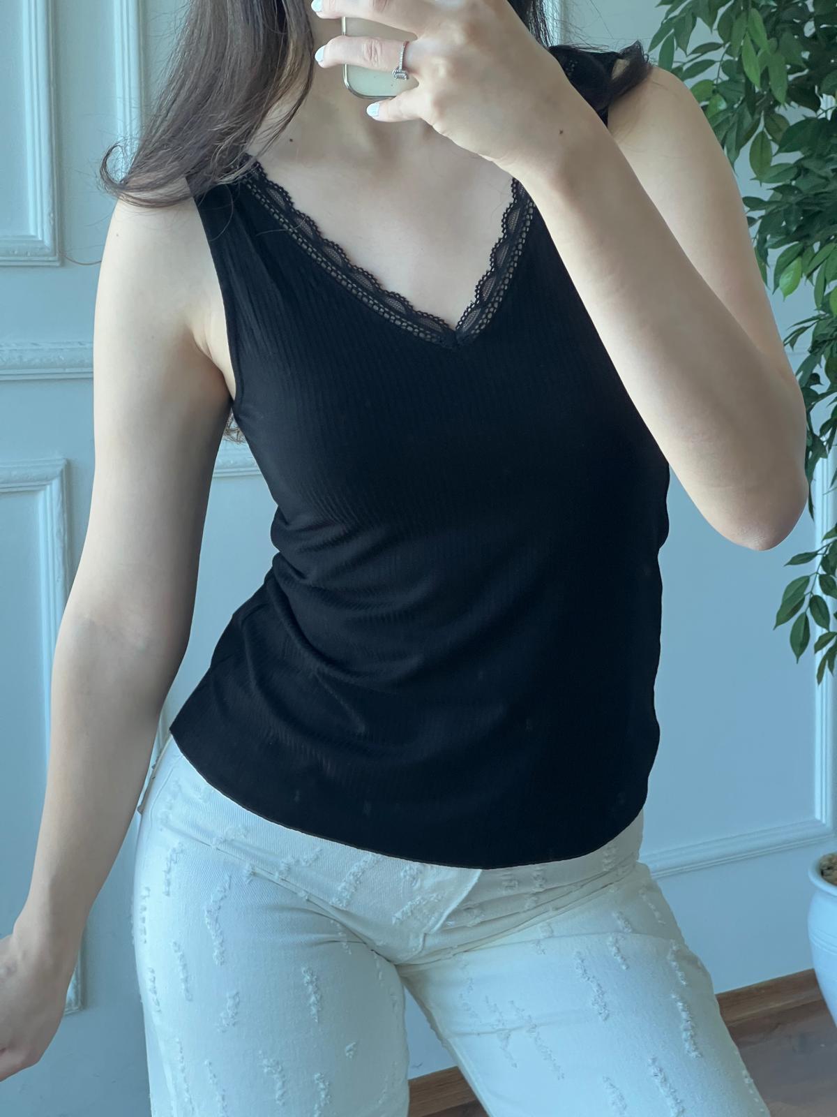 Yakası Dantelli Fitilli Atlet 1019 Siyah