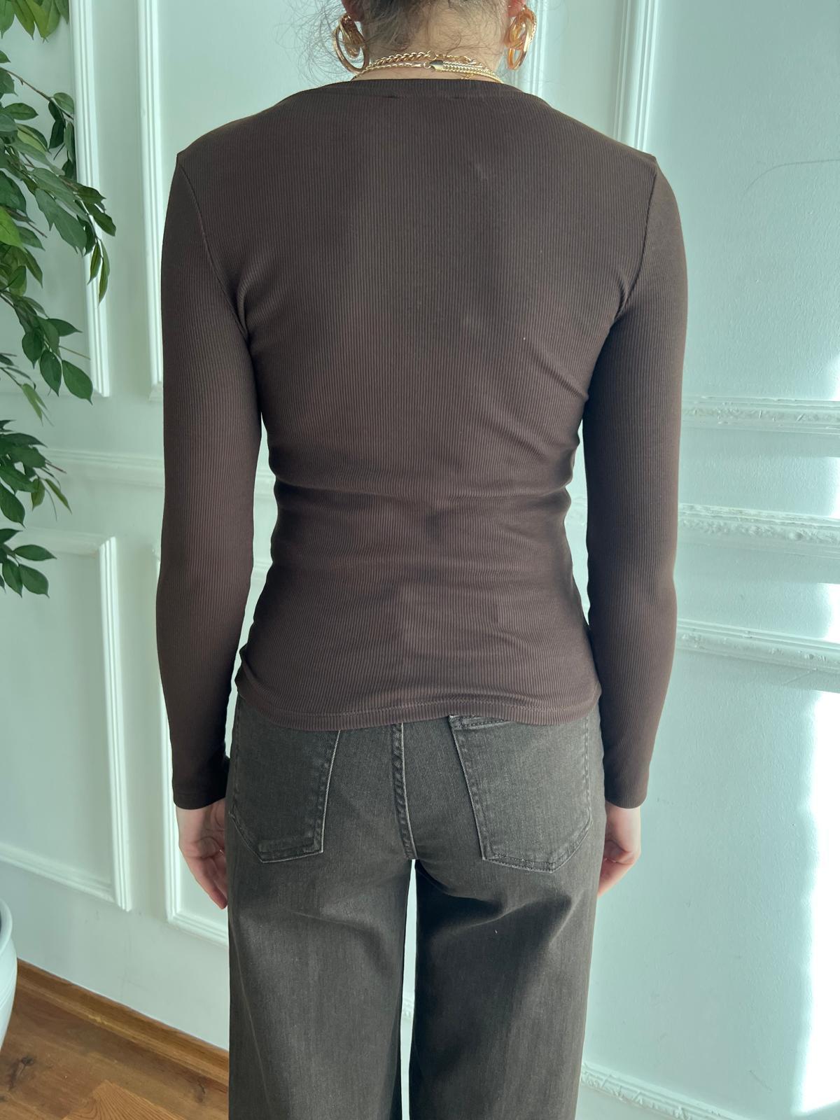 Yakası Patlı Düğmeli Bluz 16363 Kahverengi