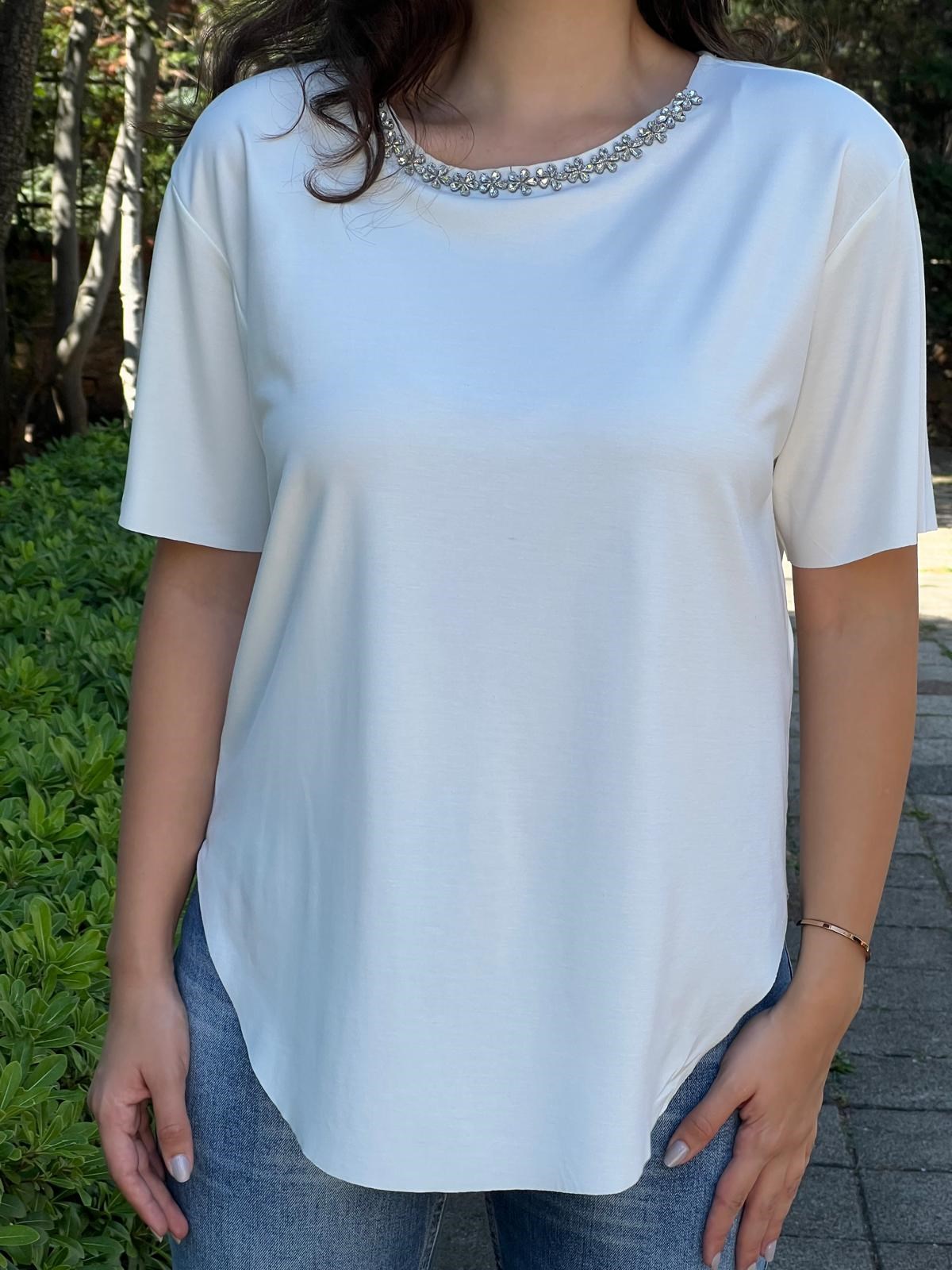 Yakası Taşlı Tshirt 30669 Ekru
