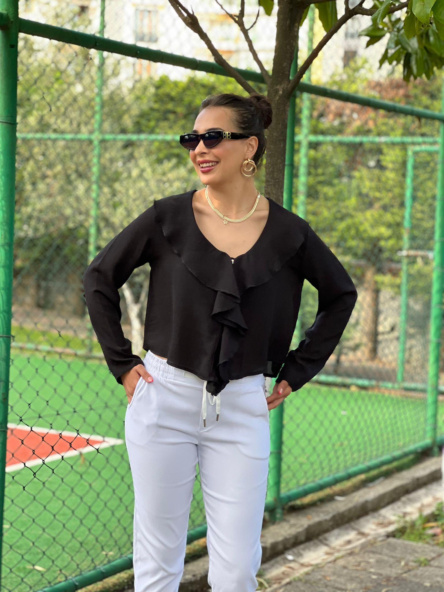 Yakası Volanlı Gömlek 252-2007 Siyah