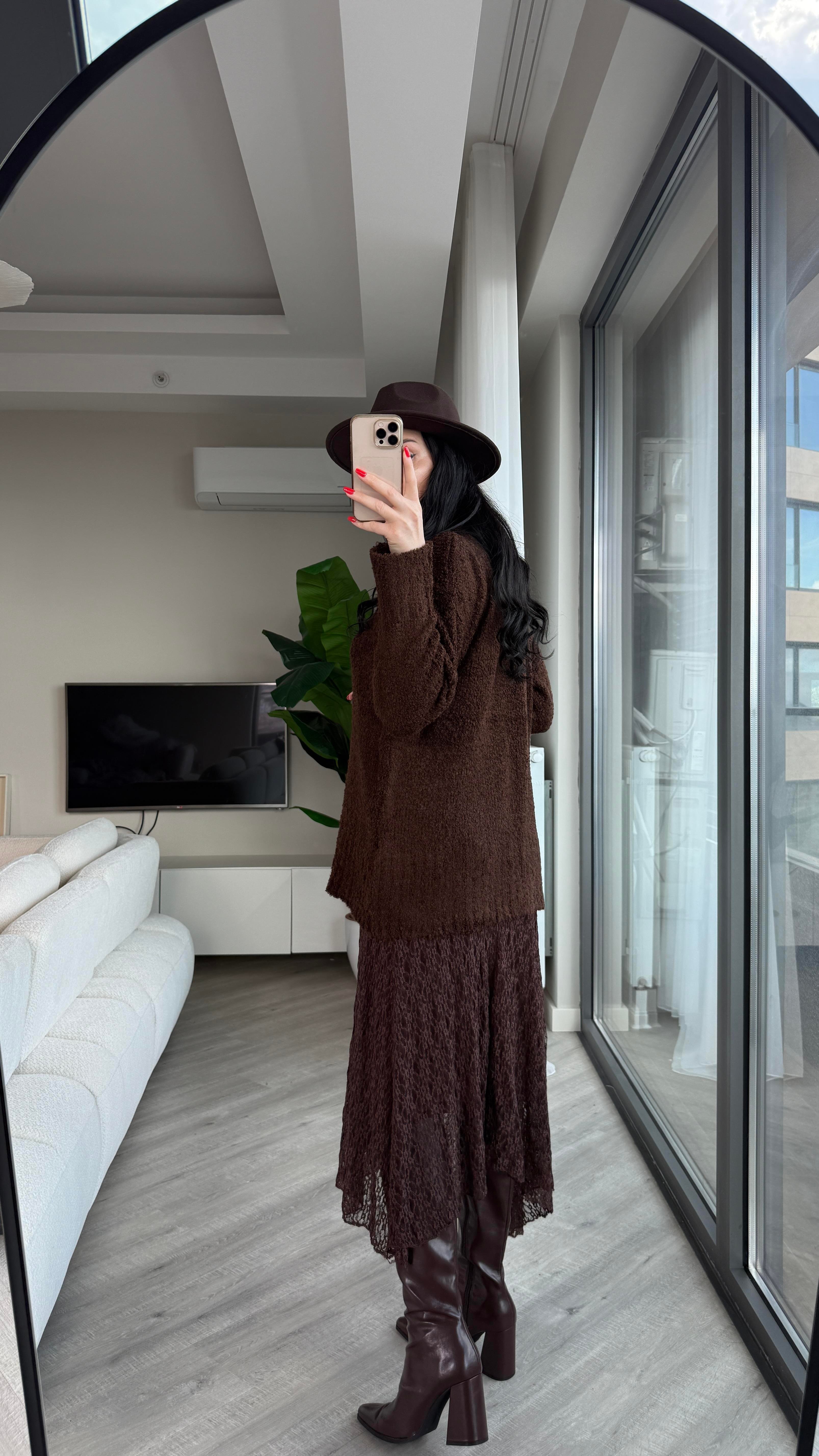 Acı Kahve Buklet Kumaş Oversize Kazak