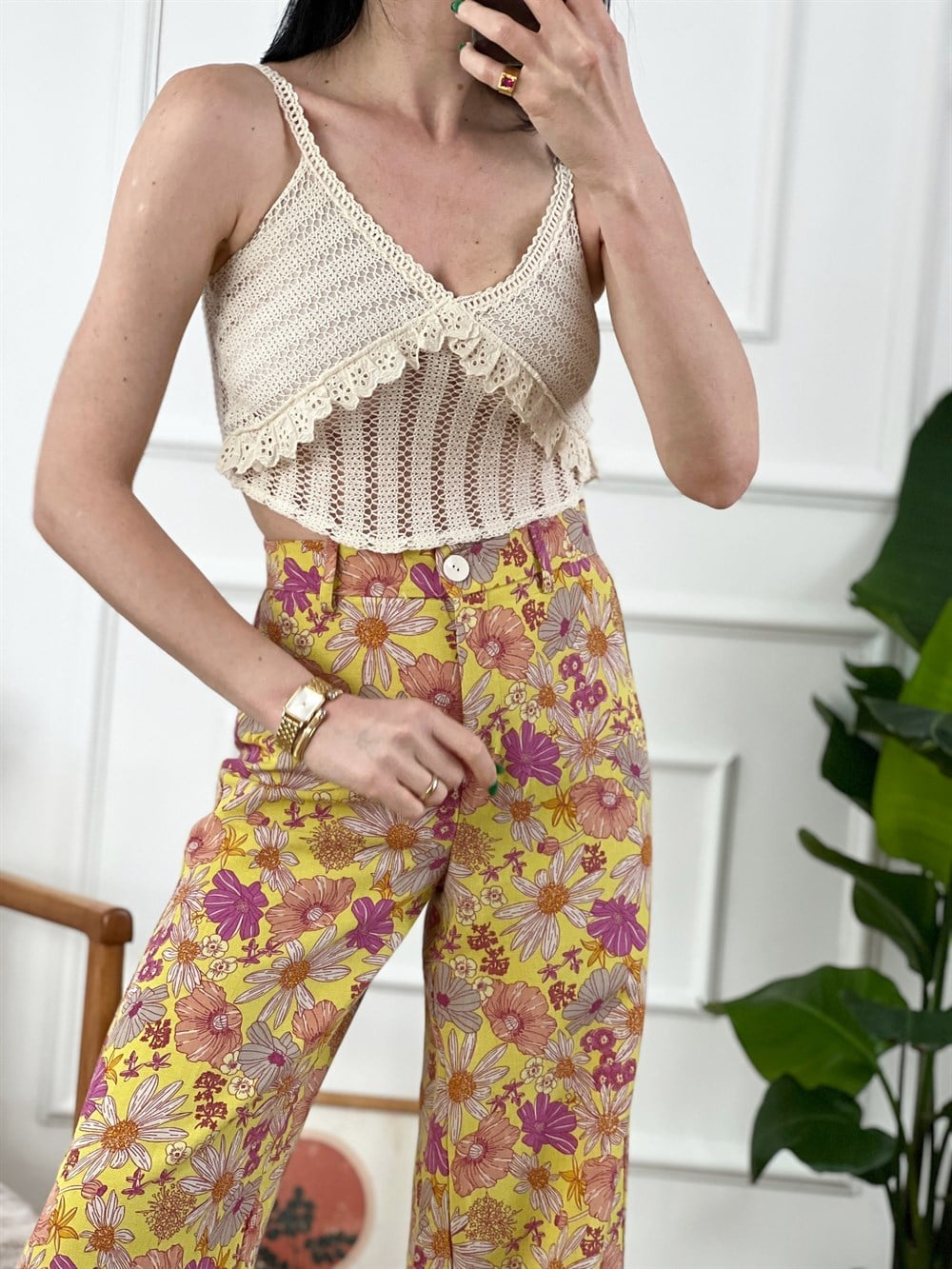 Bej Örgü Crop