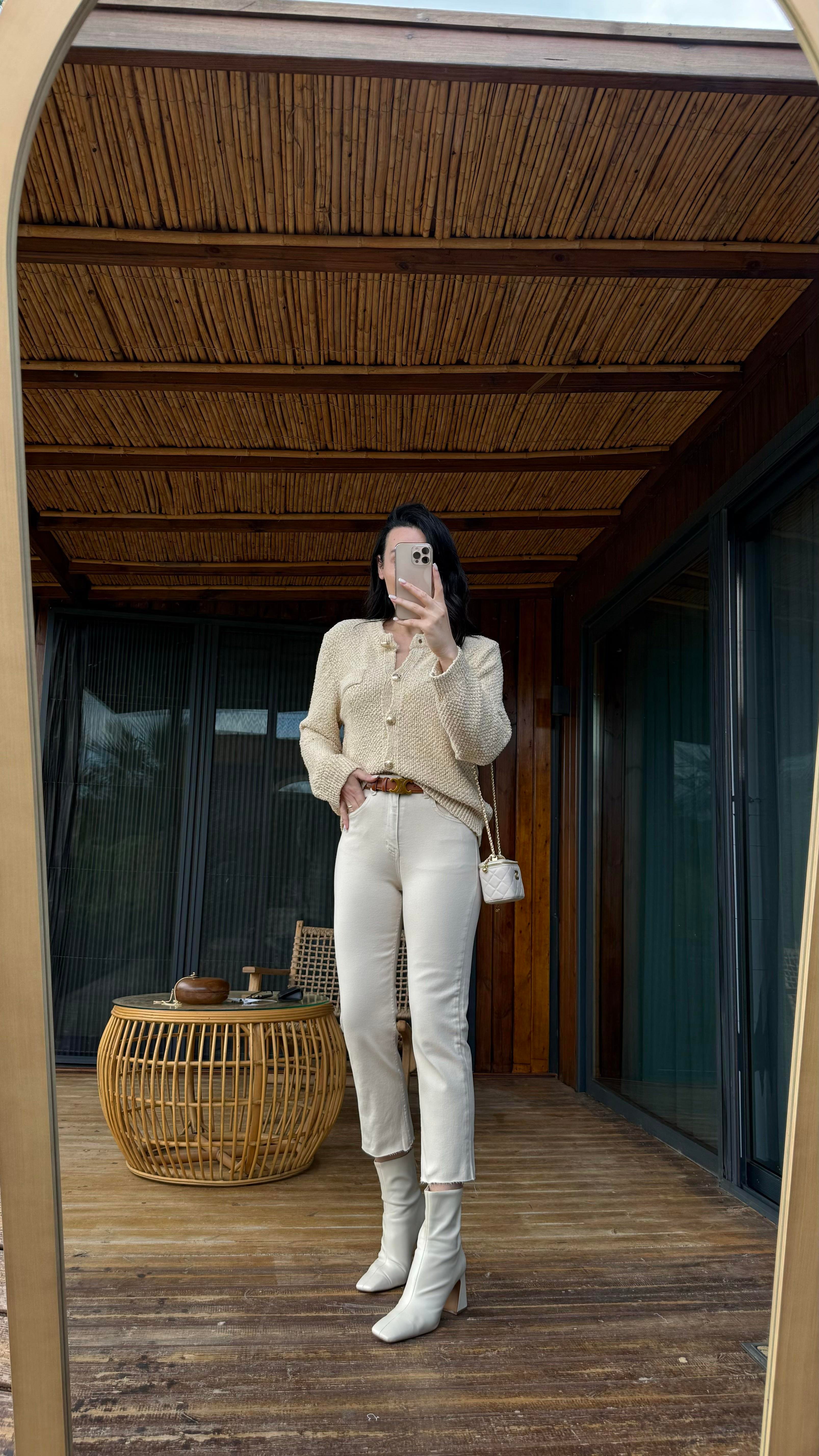 Bej Straight Fit Jean