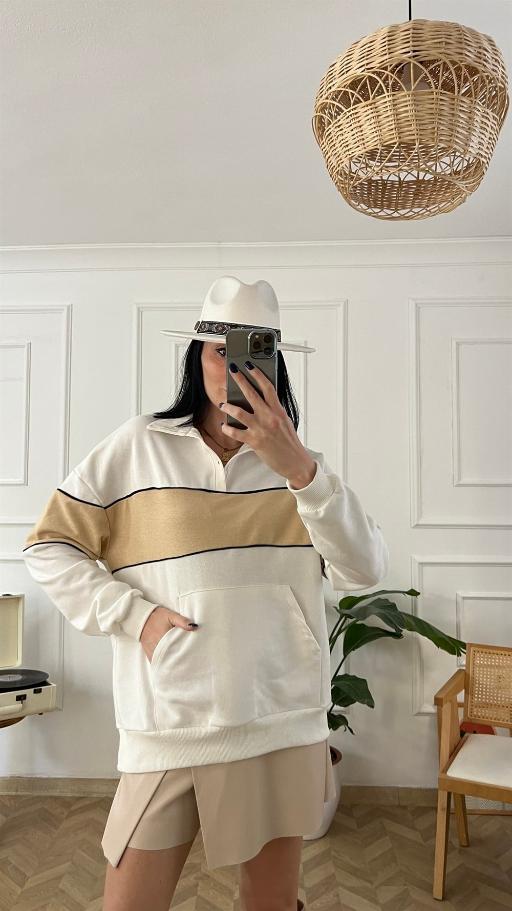 Beyaz Camel Sweat
