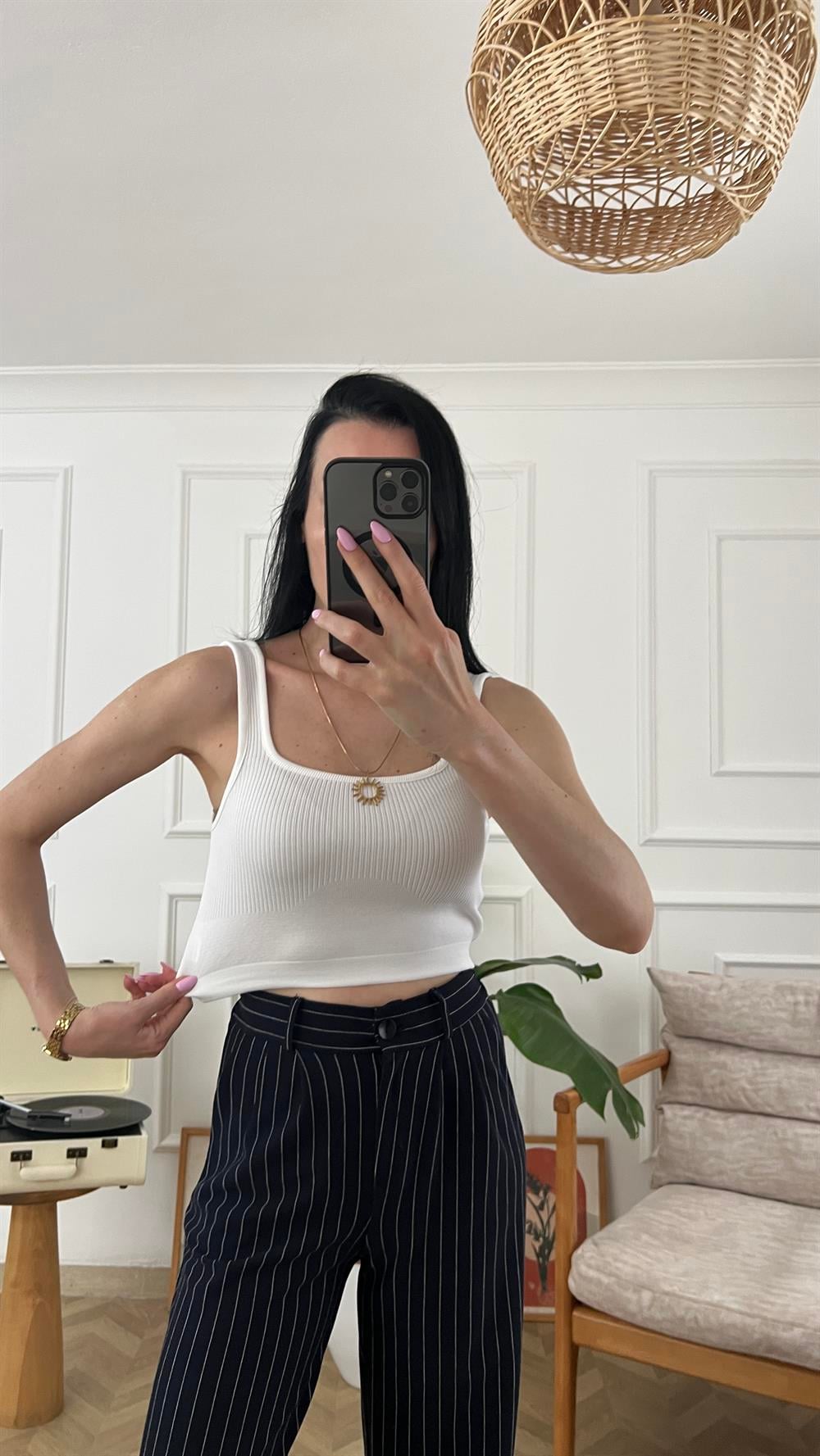 Beyaz Kalın Askılı Crop