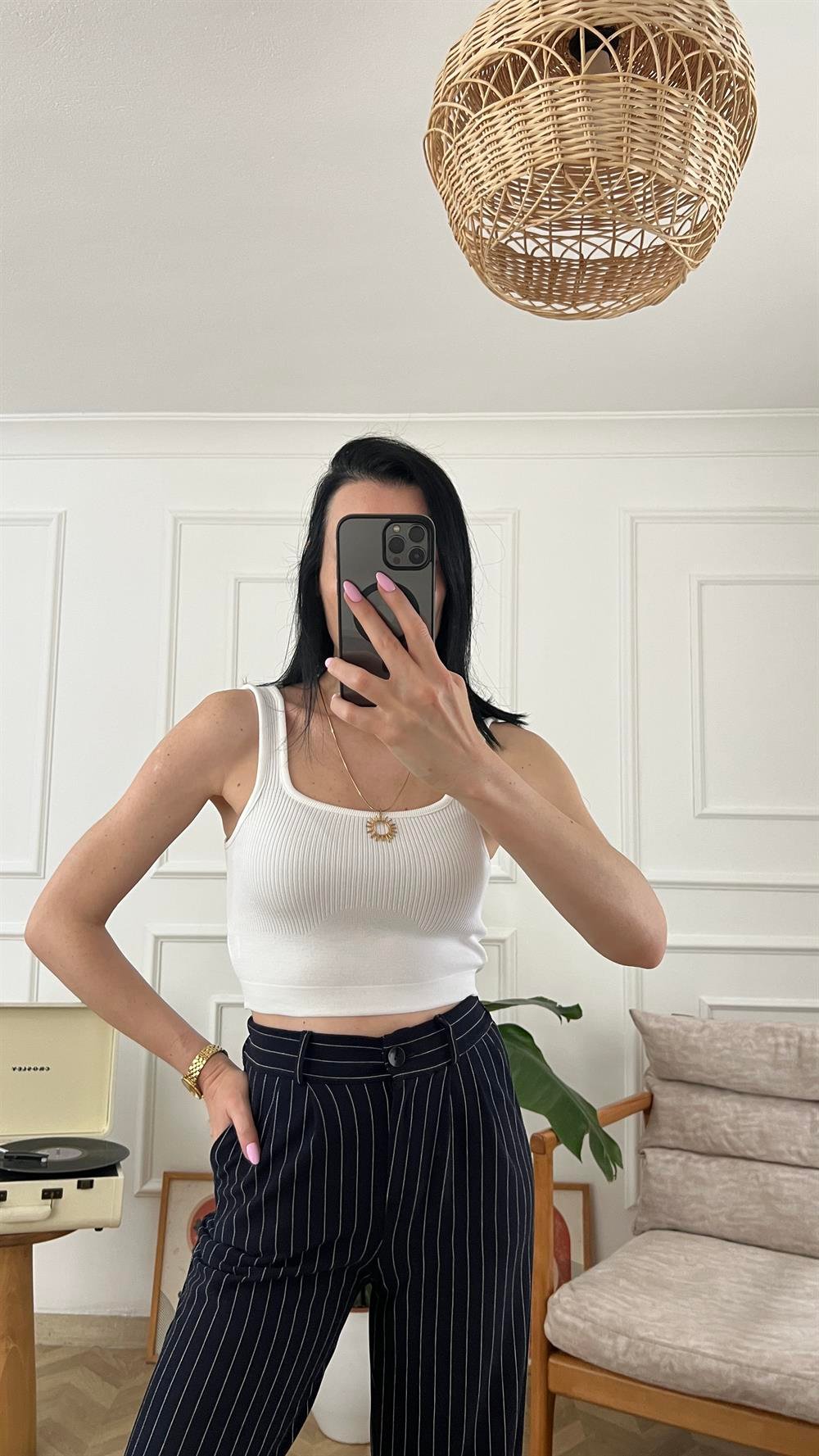Beyaz Kalın Askılı Crop