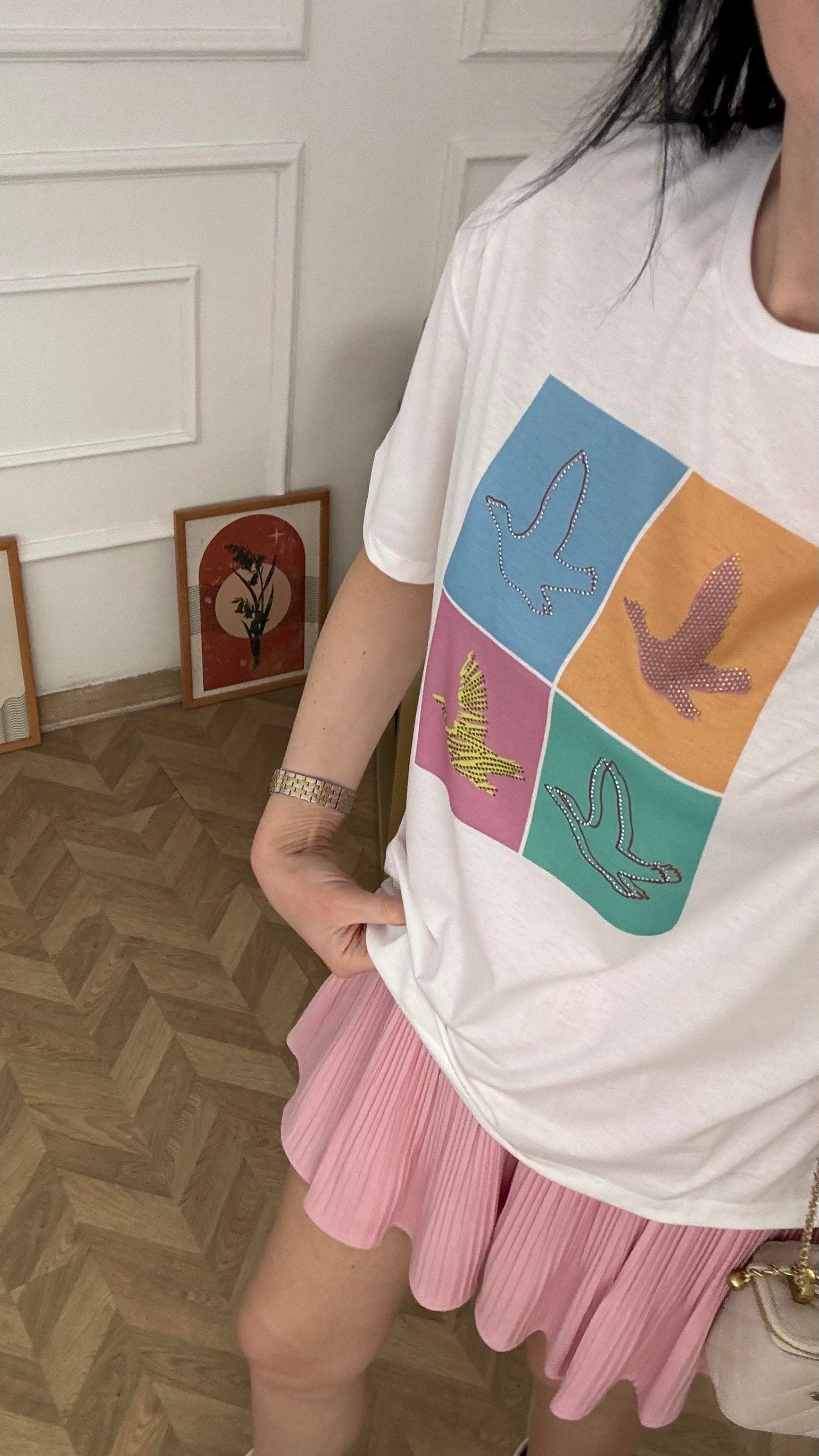 Beyaz Kuş Desenli Tshirt