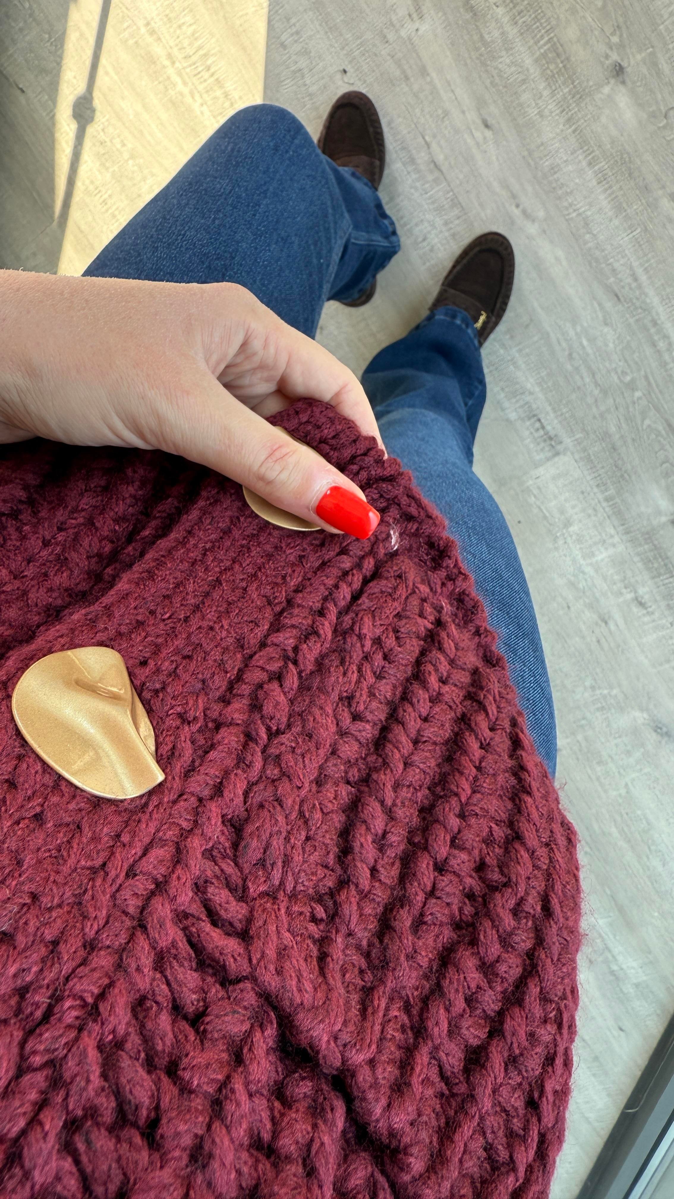 Bordo Örgü Gold Düğme Detaylı Yelek