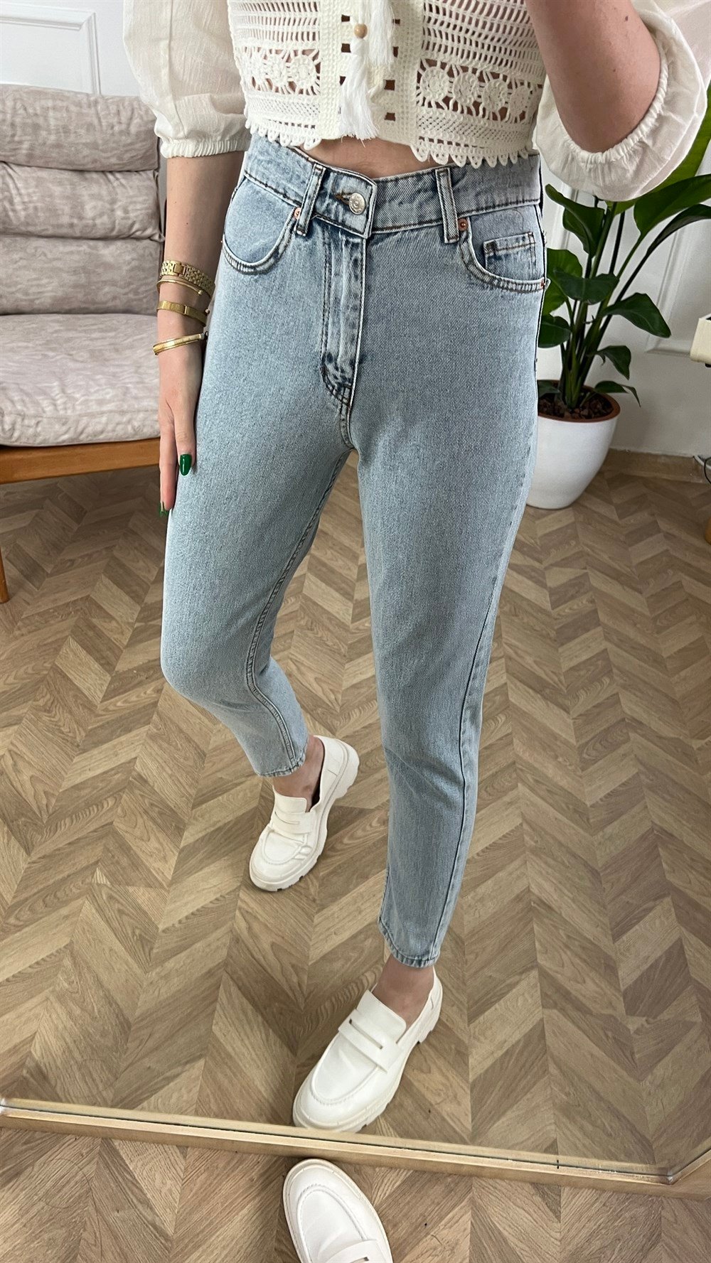 Buz Mavi Yıkamalı Jean 